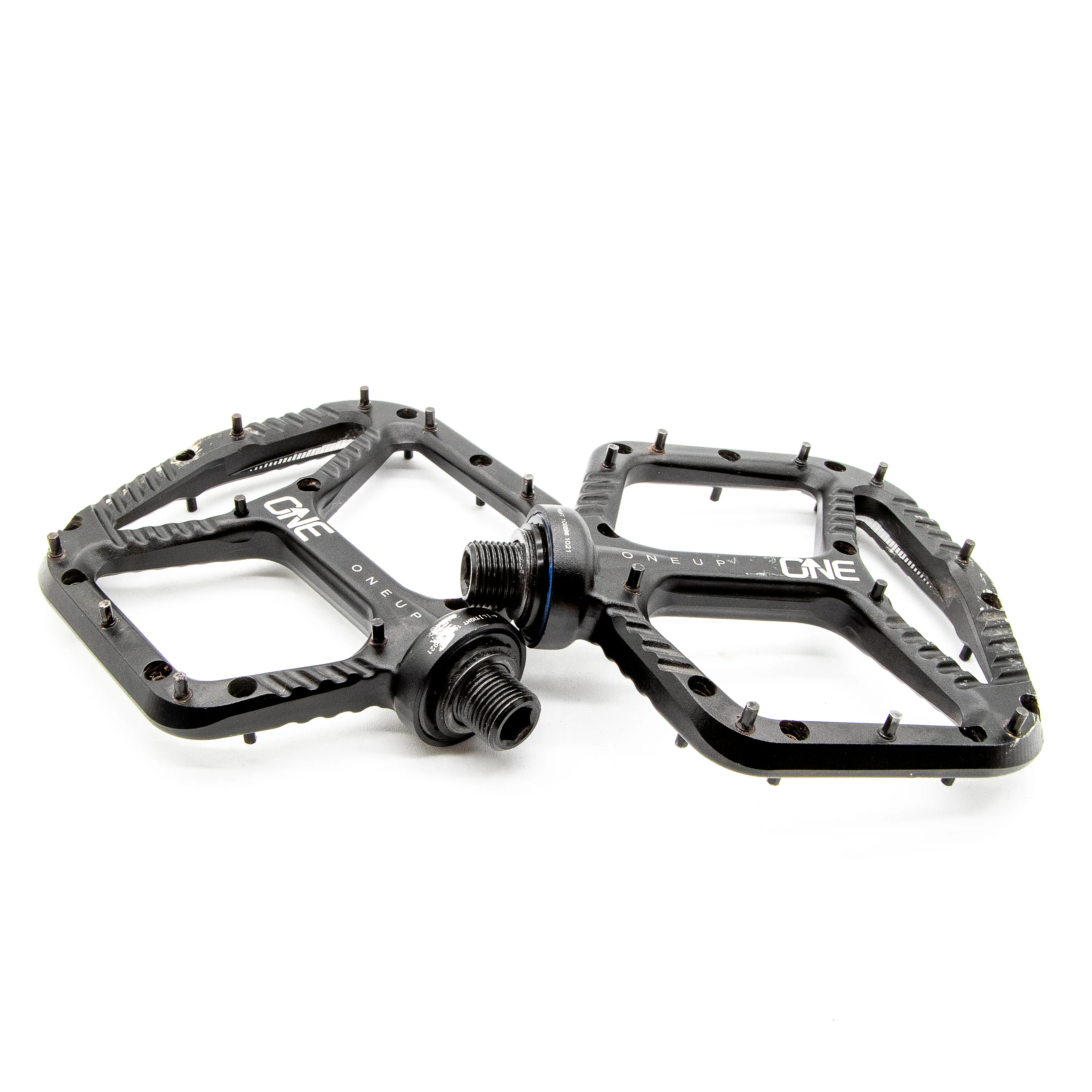 OneUp Components Aluminum Flat Pedals Black 386g - Image 2
