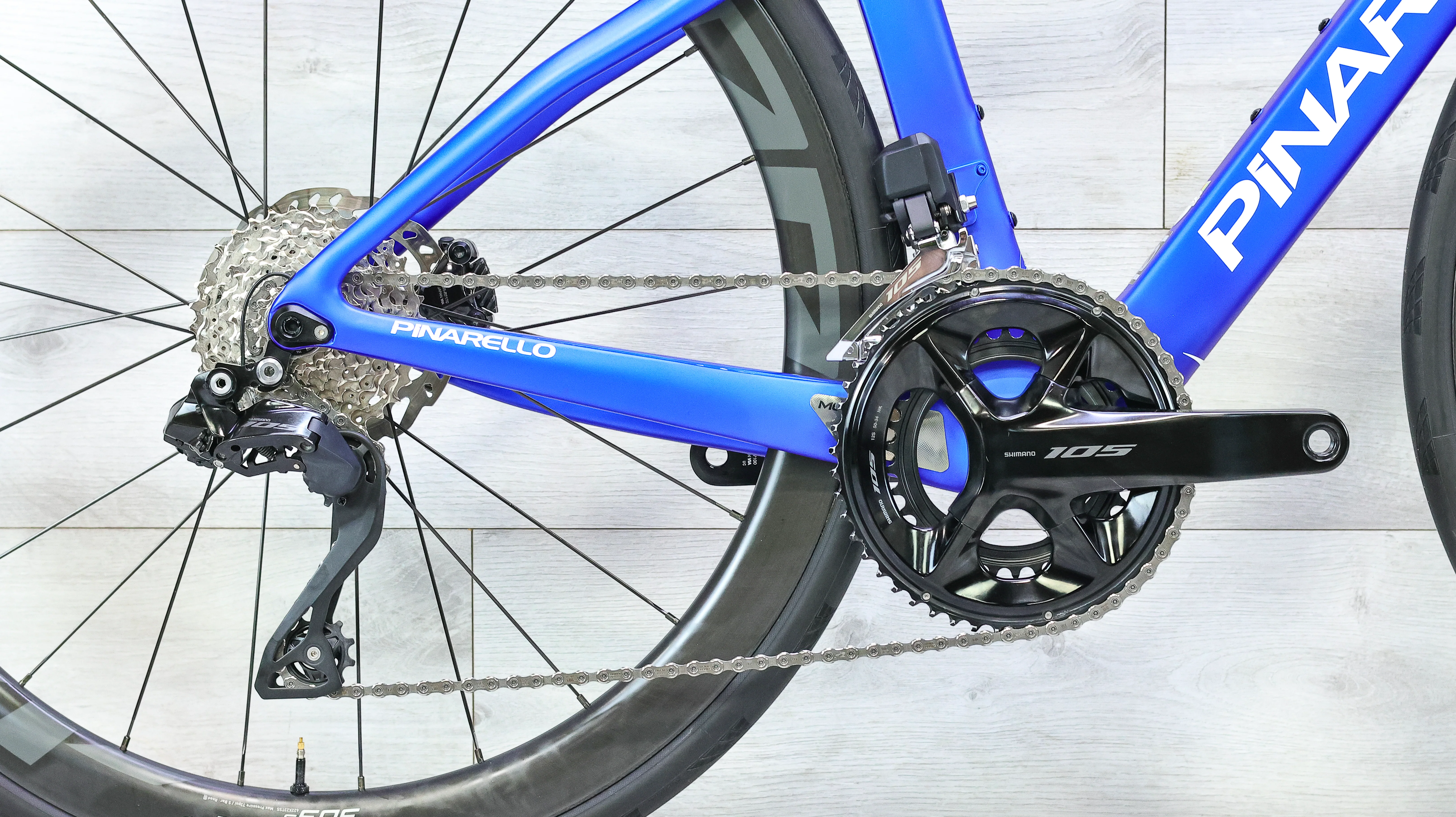 Pinarello F5 105 Di2 Road Bike - 2024, 46.5cm - Image 5