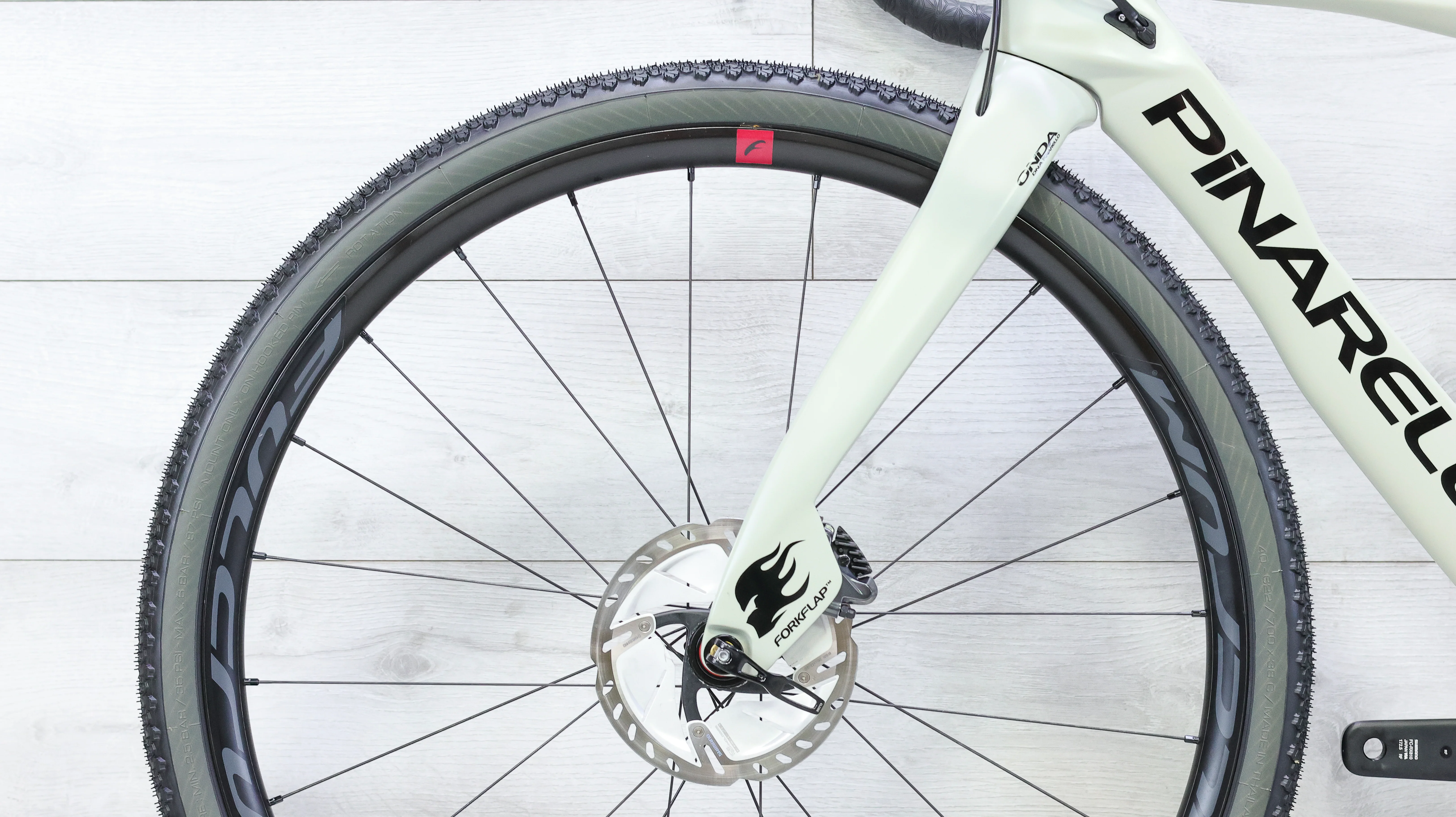 Pinarello Grevil F5 Shimano GRX Di2 Gravel Bike - 2025, 44cm - Image 14