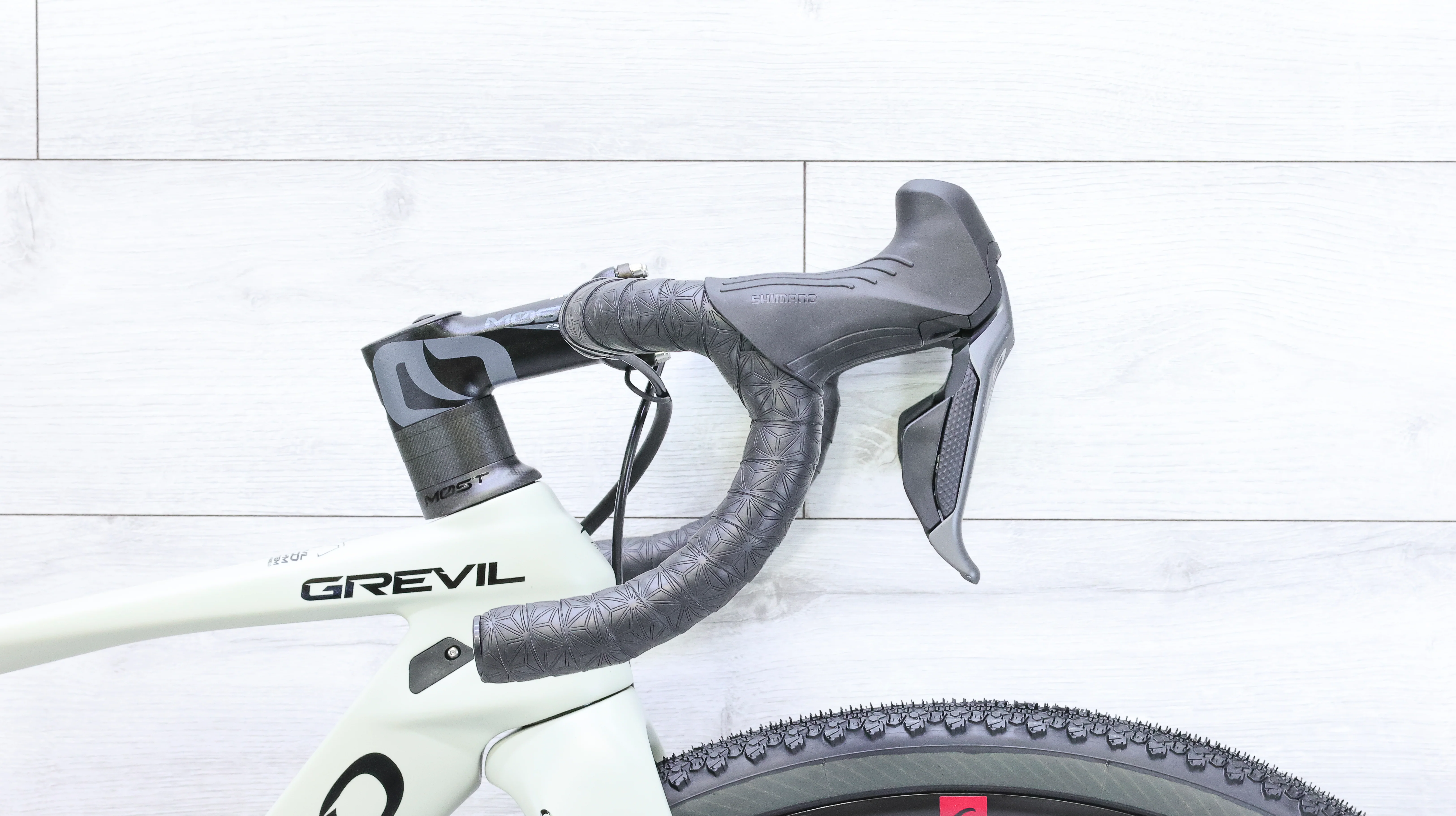 Pinarello Grevil F5 Shimano GRX Di2 Gravel Bike - 2025, 44cm - Image 8