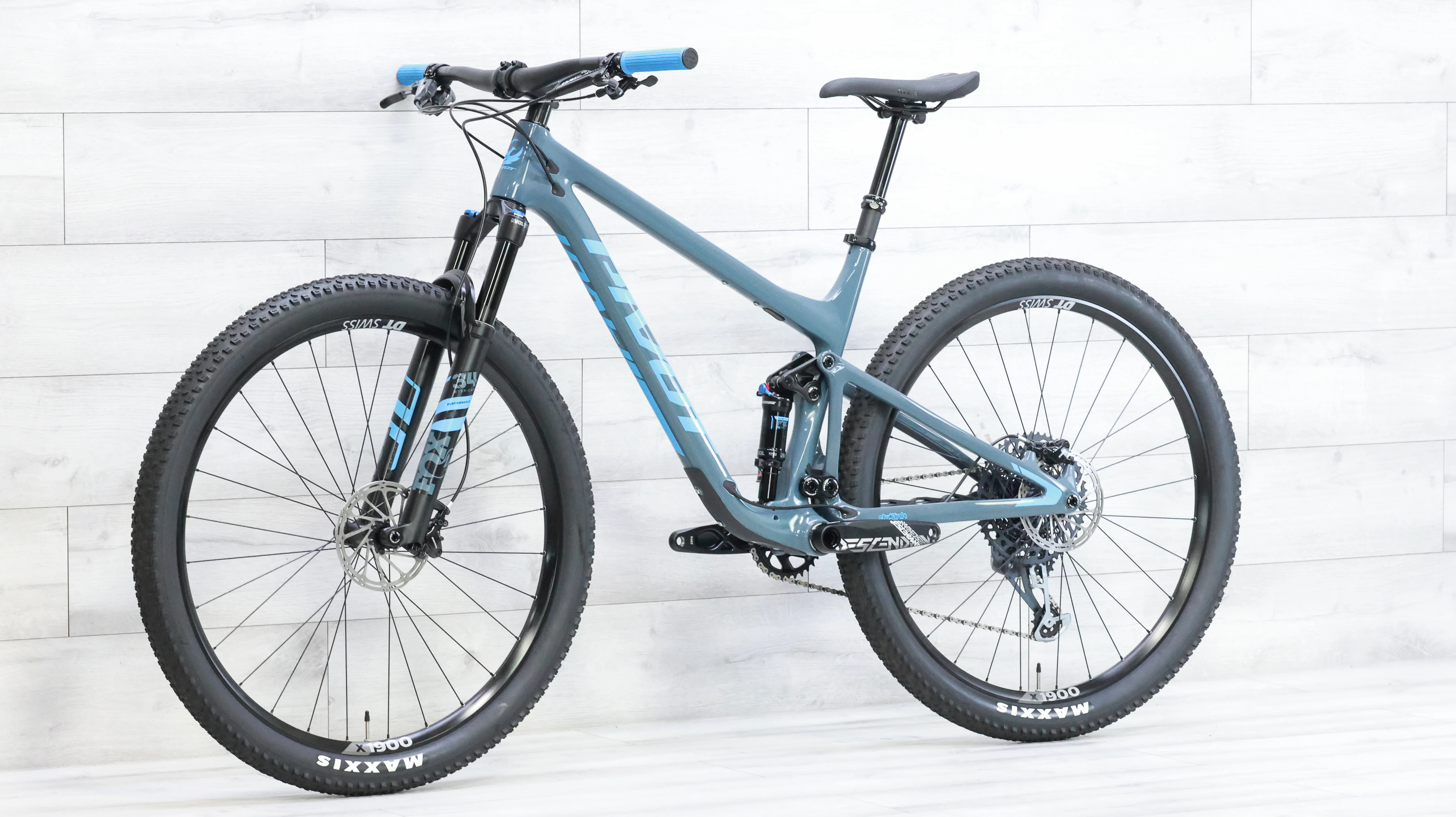 Pivot Mach 4 SL GX/X01 Mountain Bike - 2022, Large - Image 4