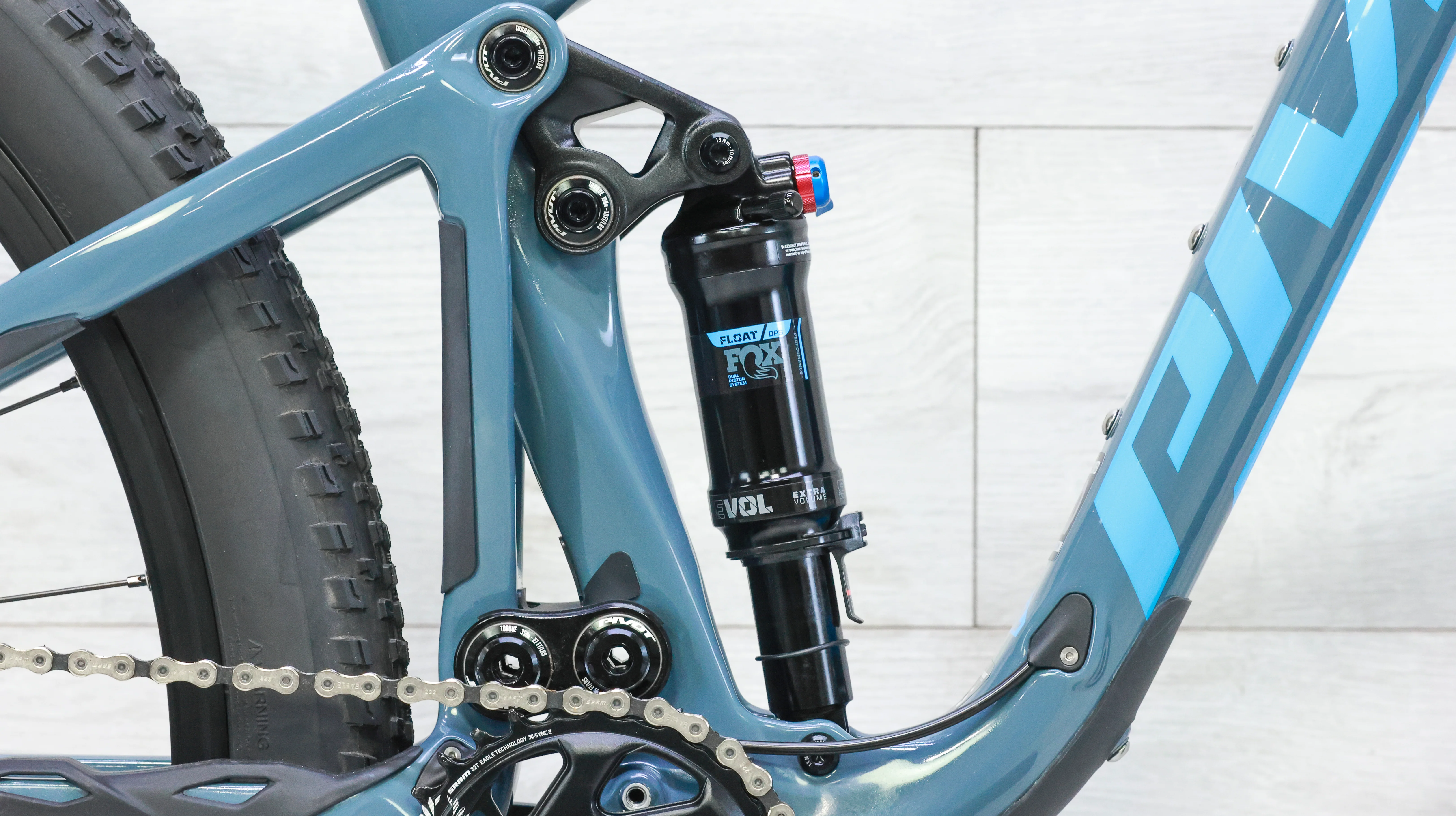 Pivot Mach 4 SL GX/X01 Mountain Bike - 2023, Small - Image 10