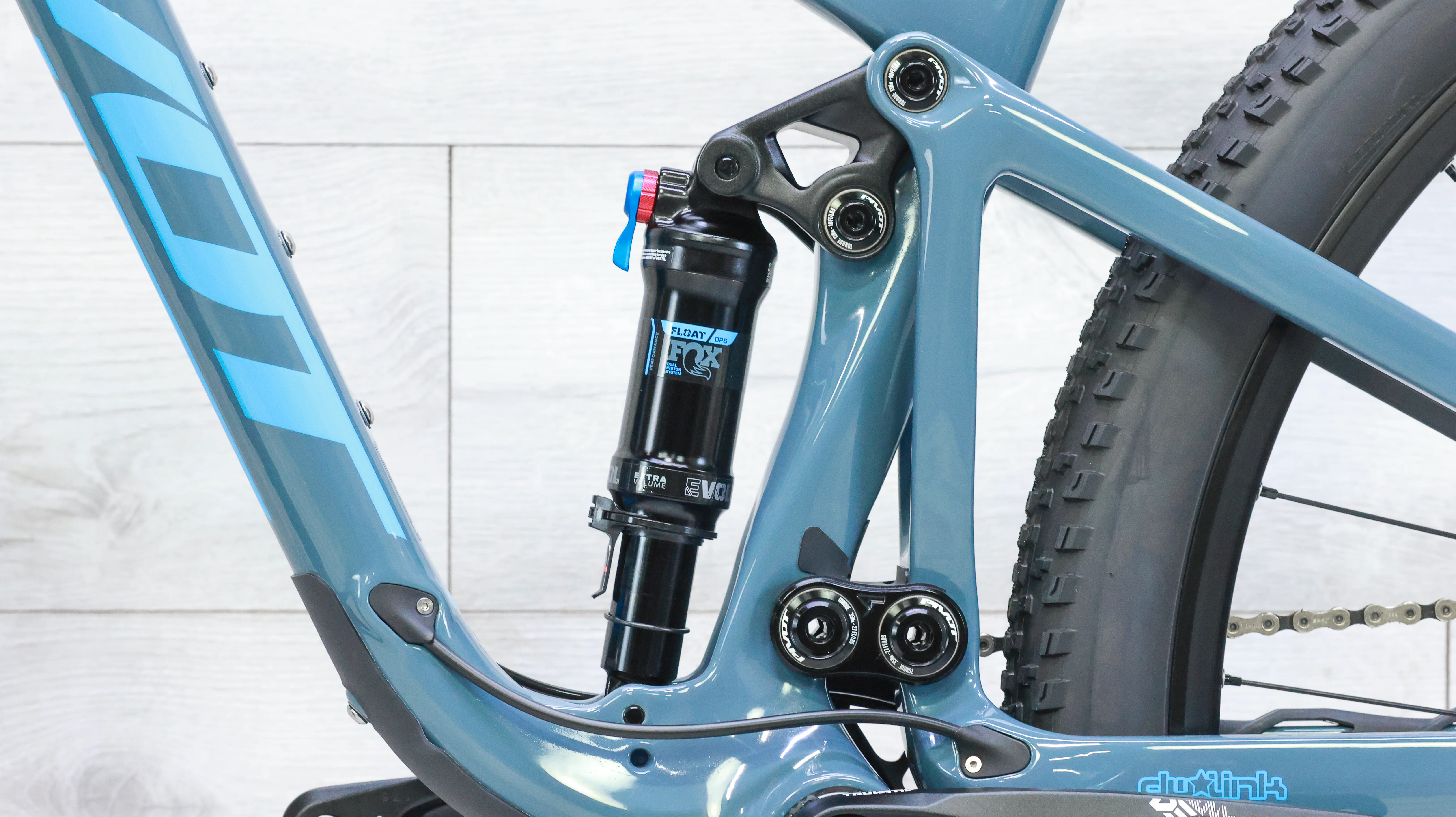 Pivot Mach 4 SL GX/X01 Mountain Bike - 2023, Small - Image 11