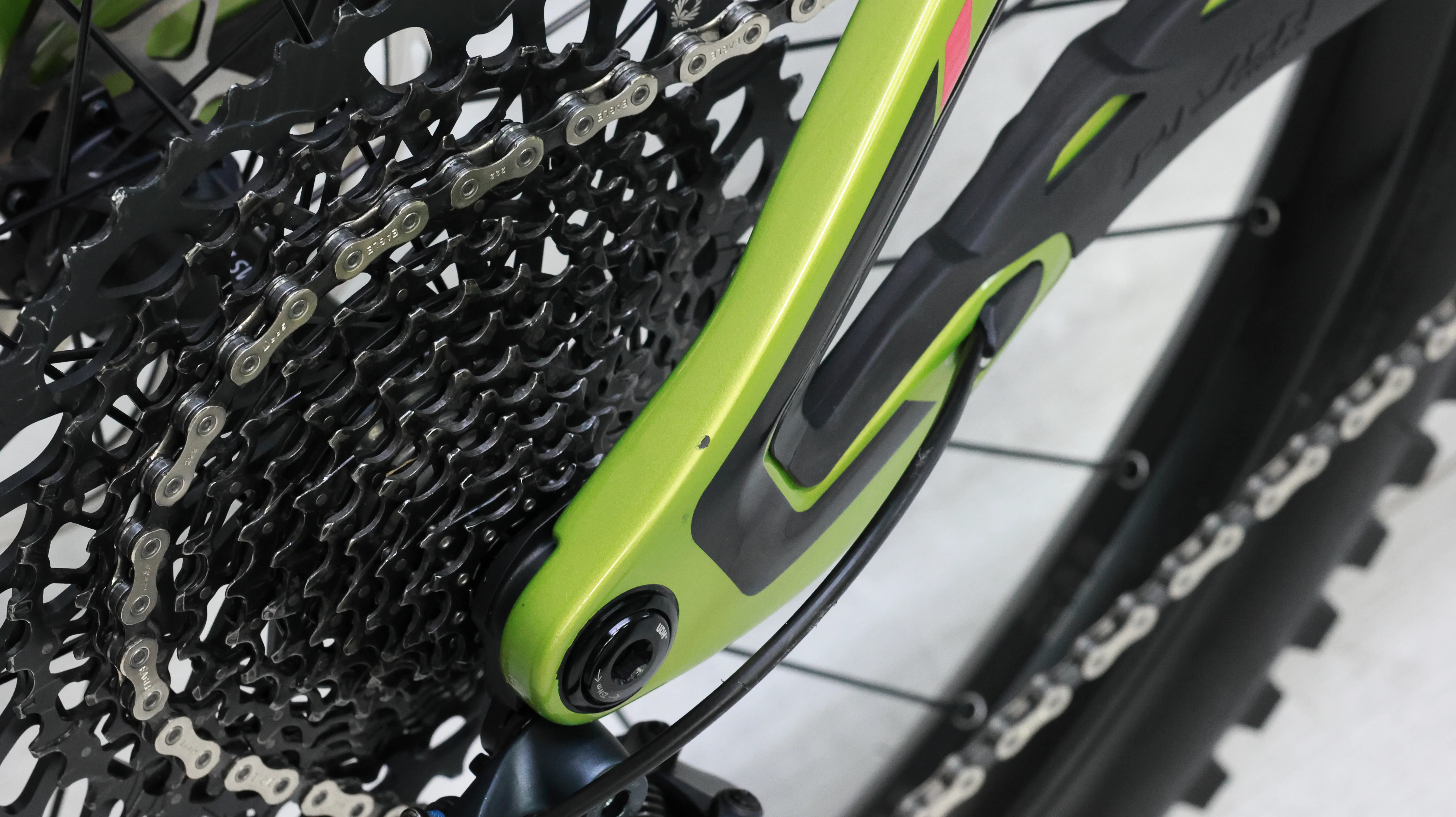 Pivot Switchblade Ride GX/X01 Mountain Bike - 2024, Large - Image 14