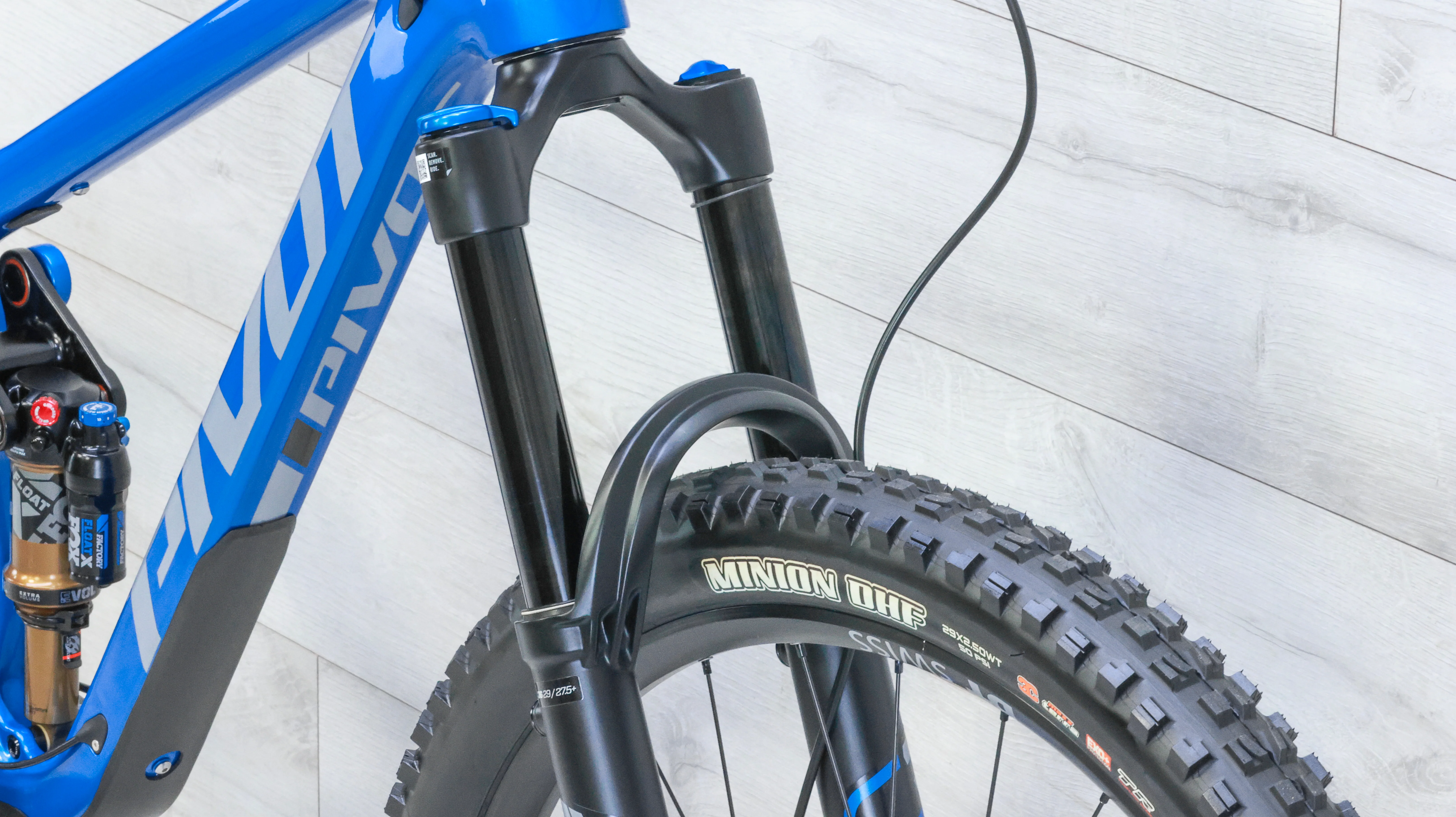 Pivot Switchblade Ride GX/X01 Mountain Bike - 2024, Medium - Image 8