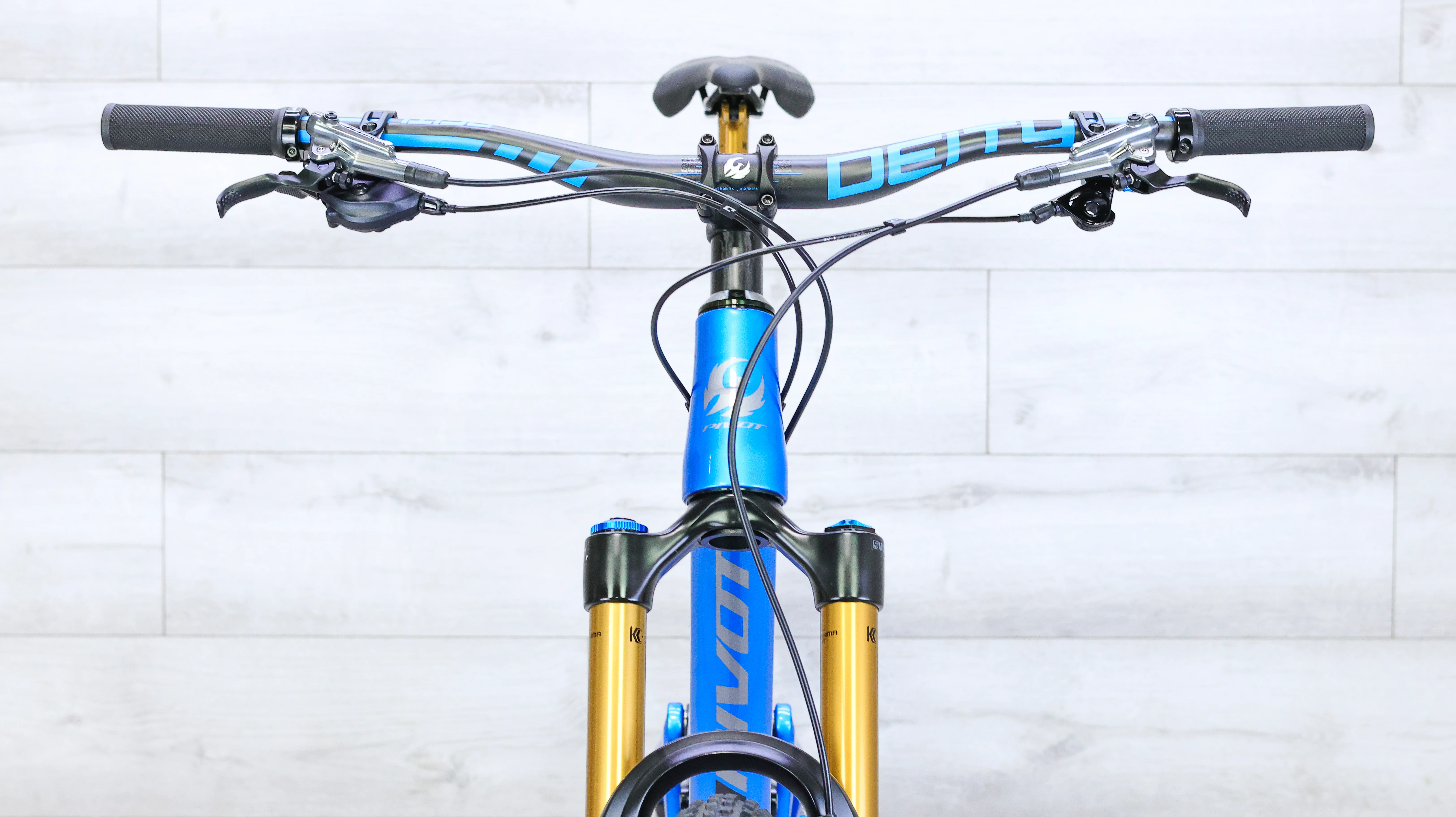 Pivot Switchblade Team XTR w/Carbon Wheels Mountain Bike - 2023, X-Large - Image 12