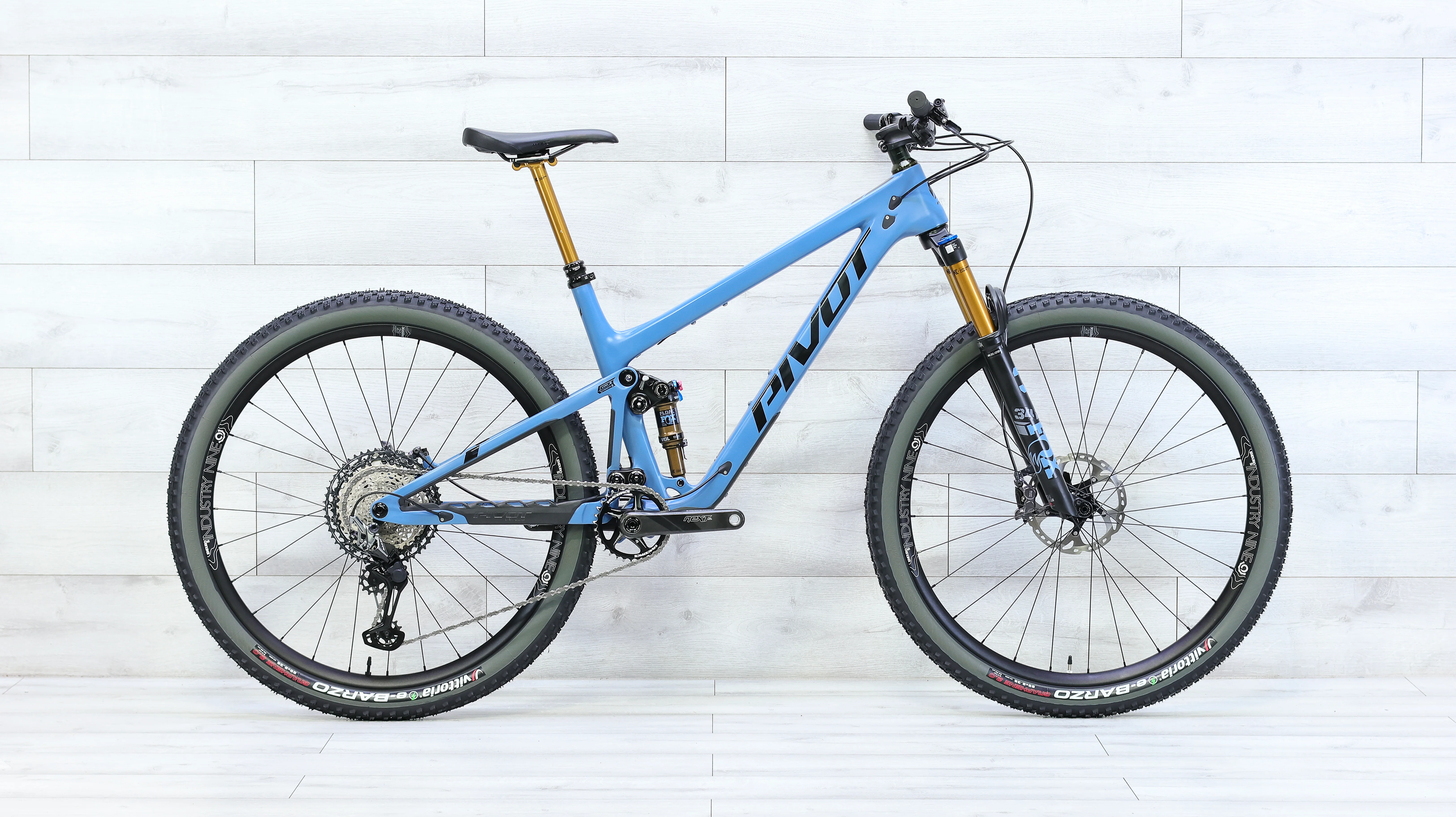 Pivot Trail 429 Pro XT/XTR Mountain Bike - 2022, Large