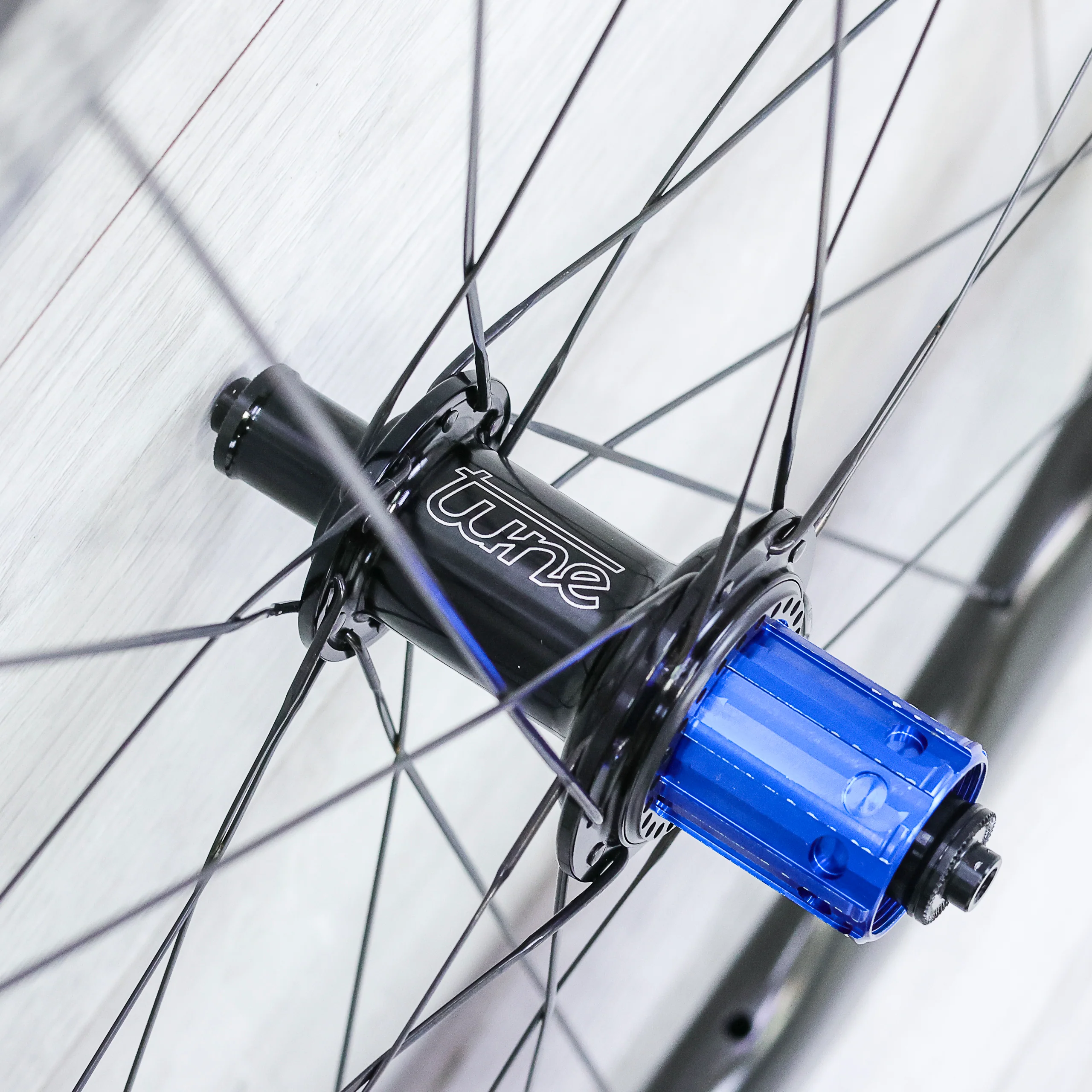 Princeton CarbonWorks Peak 4550 With Tune Hubs Carbon Rim Wheelset - 700c, Tubeless, Rim Brake, Shimano HG 10/11/12-Speed - Image 5