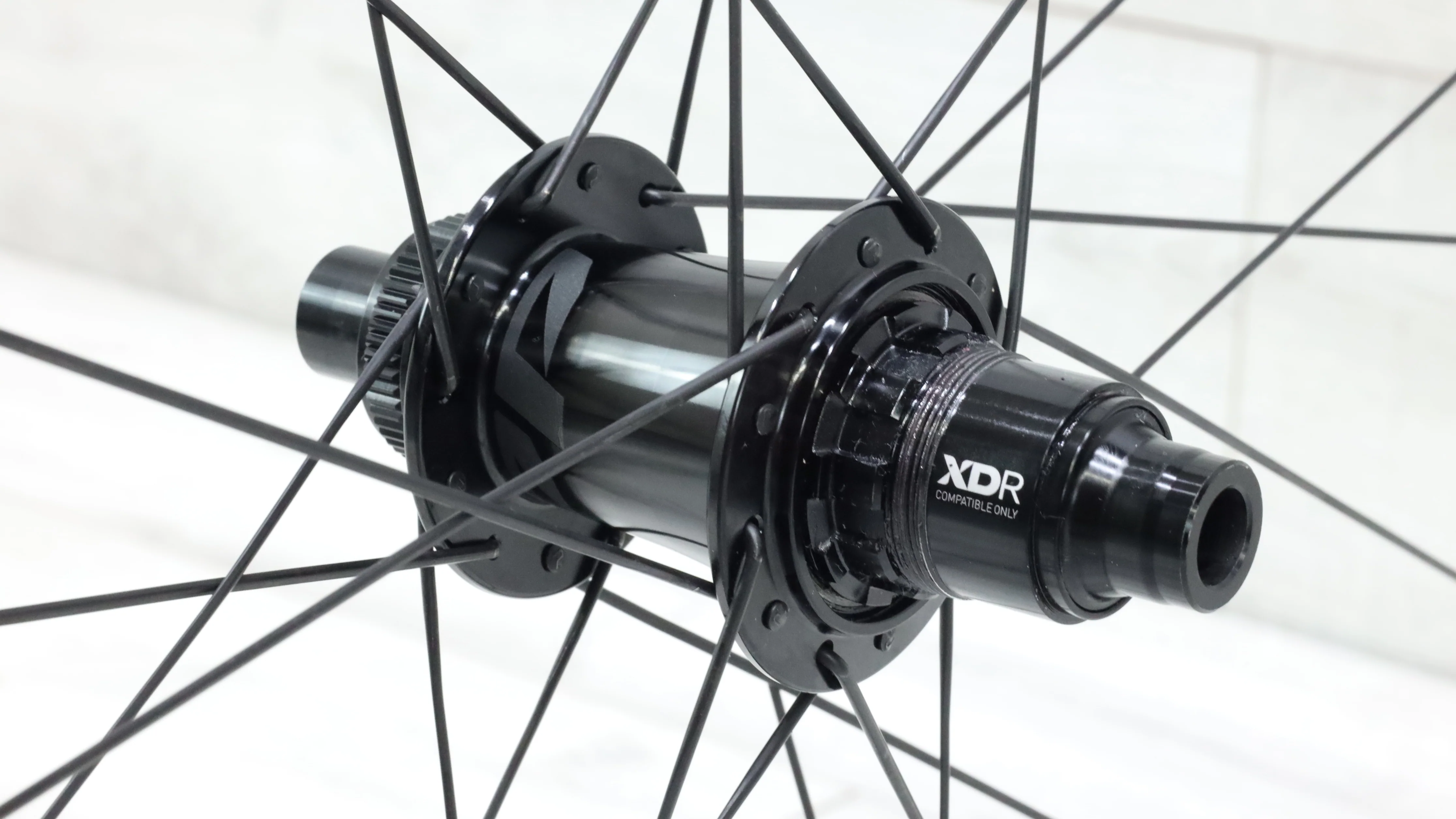 Reserve 32 Carbon Tubeless Disk Brake 700c Gravel Wheelset - Image 9