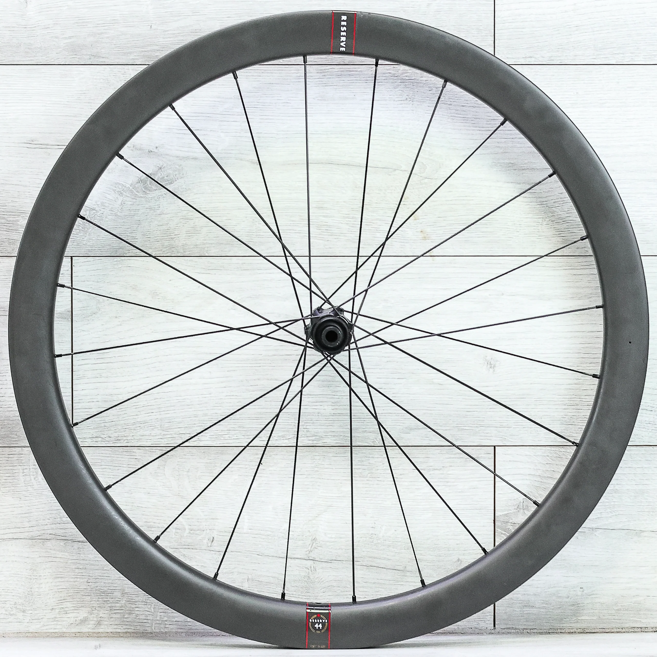 Reserve 40/44 Carbon Wheelset - 700c, Tubeless, Center Lock, HG 11 - Speed - Image 7