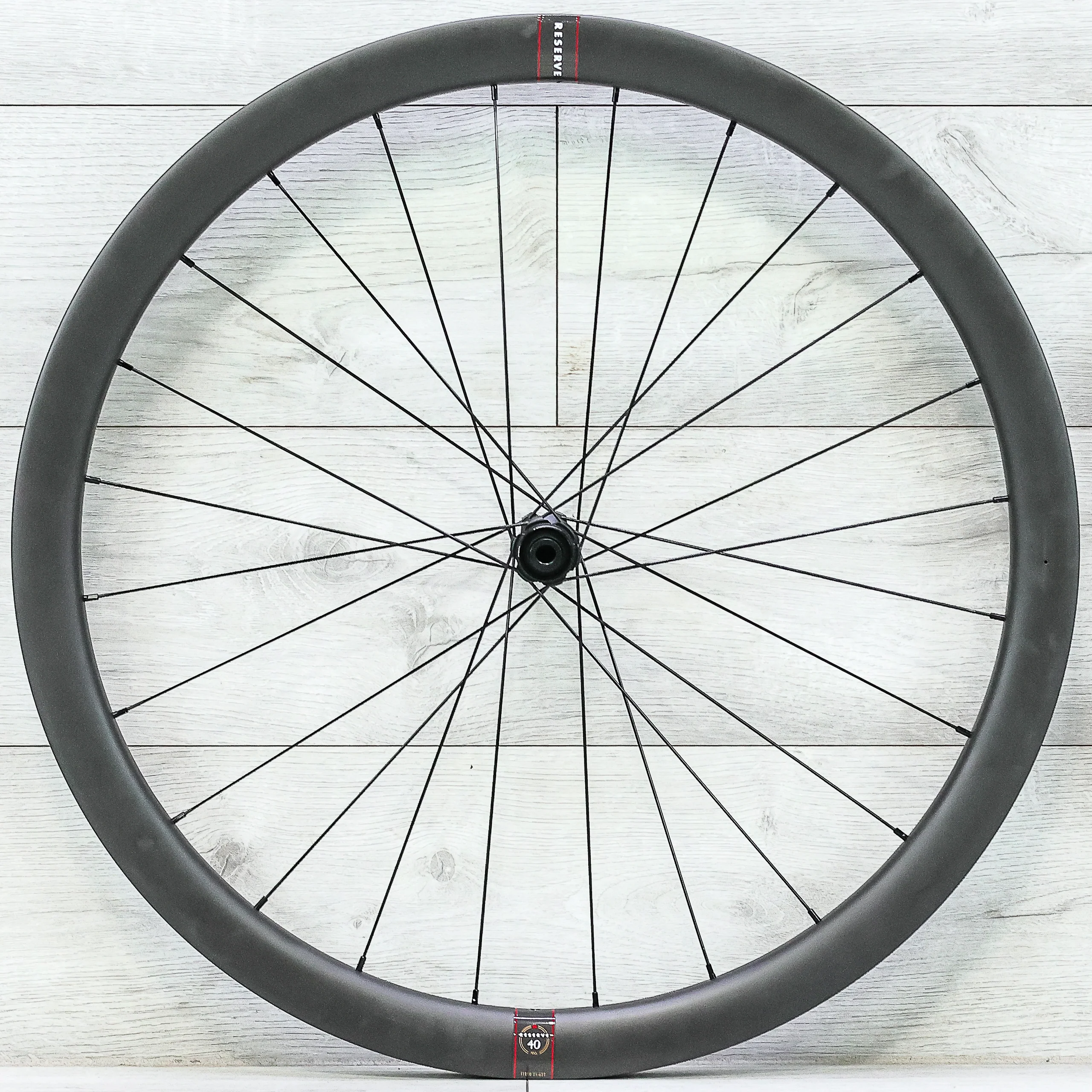 Reserve 40/44 Carbon Wheelset - 700c, Tubeless, Center Lock, HG 11 - Speed - Image 8