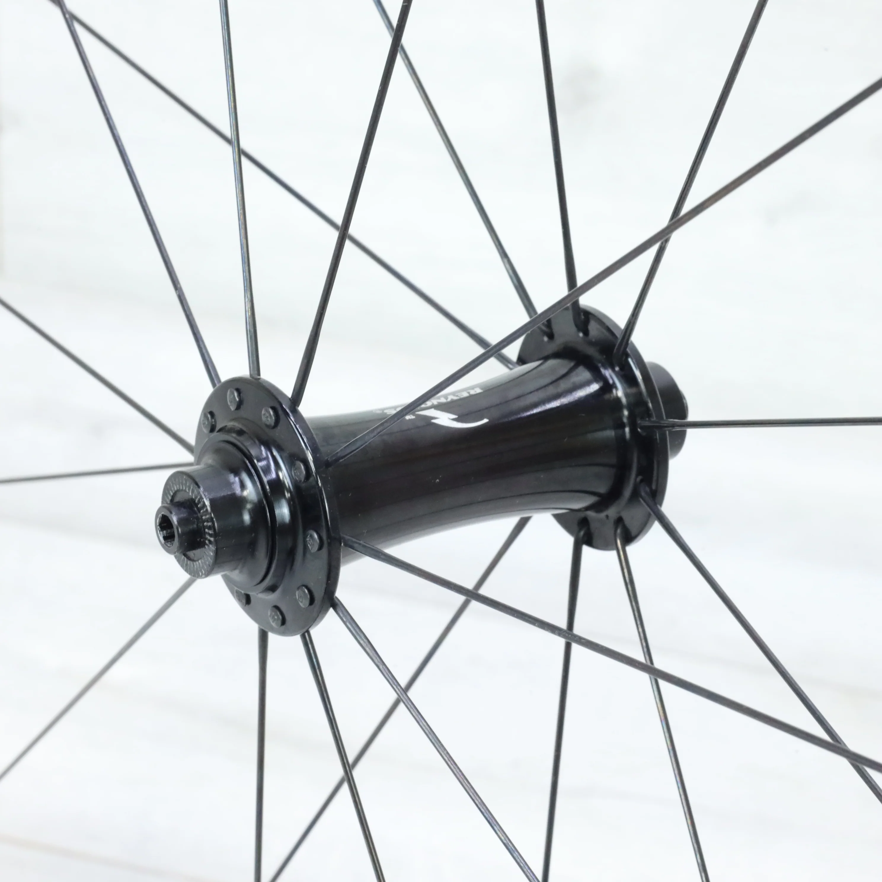 Reynolds Assault Carbon Clincher Shimano 11 Speed HG Rim Brake Road Bike Wheelset - Image 12