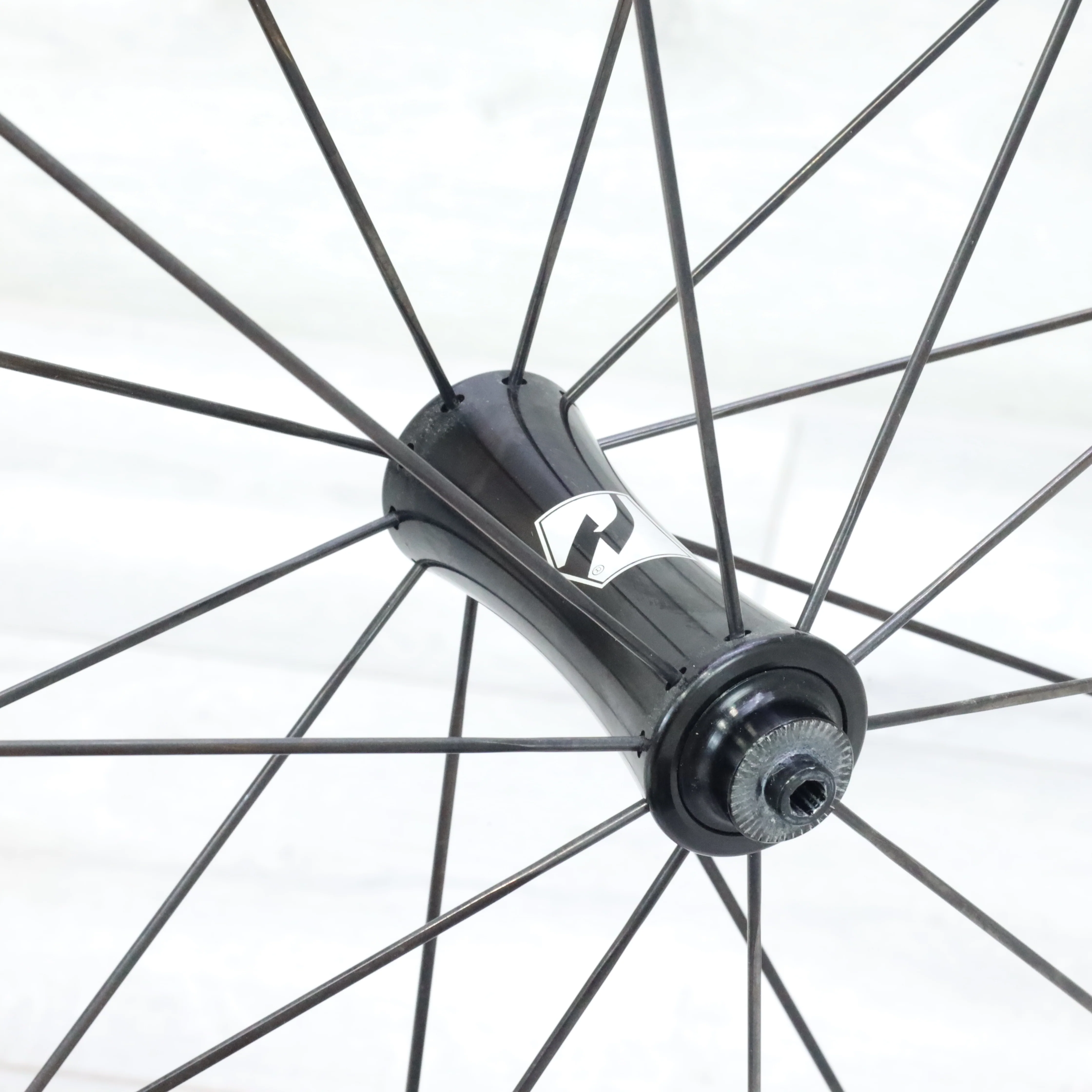 Reynolds Assault Tubeless Clincher Carbon Road Wheelset Rim Brake - Shimano HG - Image 9
