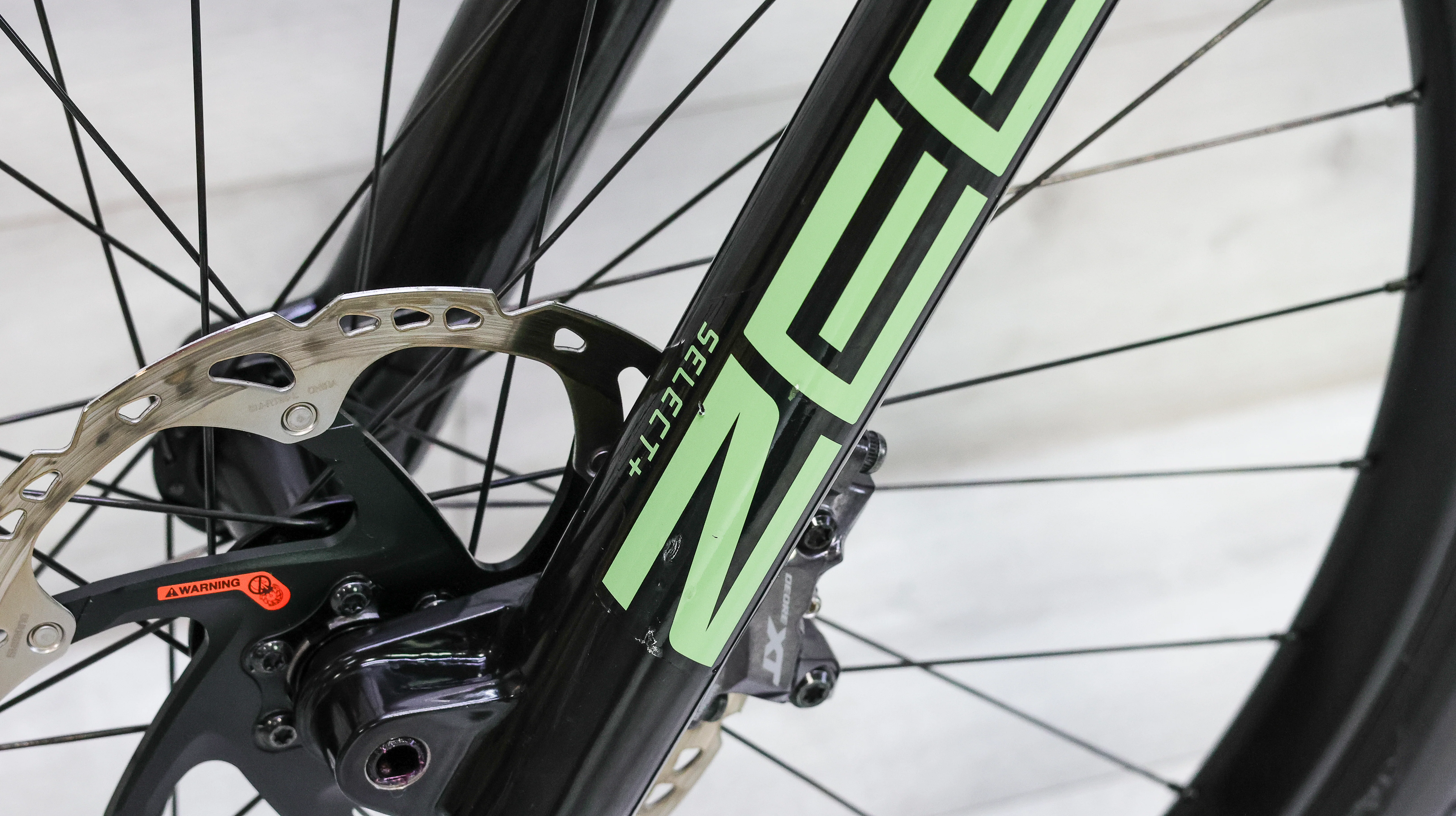Rocky Mountain Altitude Carbon 70 Mountain Bike - 2024, Medium - Image 16