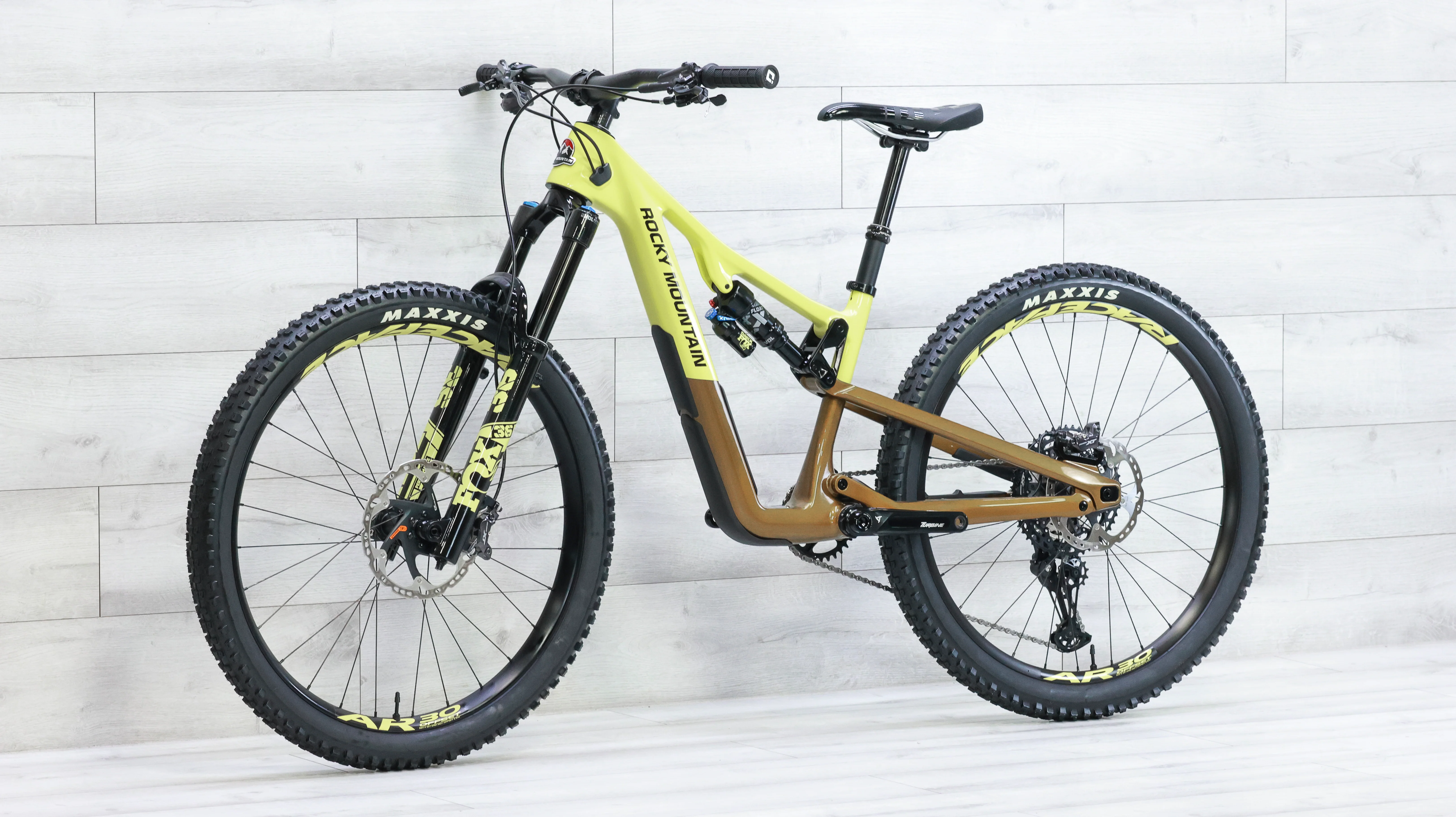 Rocky Mountain Instinct C70 Mountain Bike - 2024, X-Small - Image 4