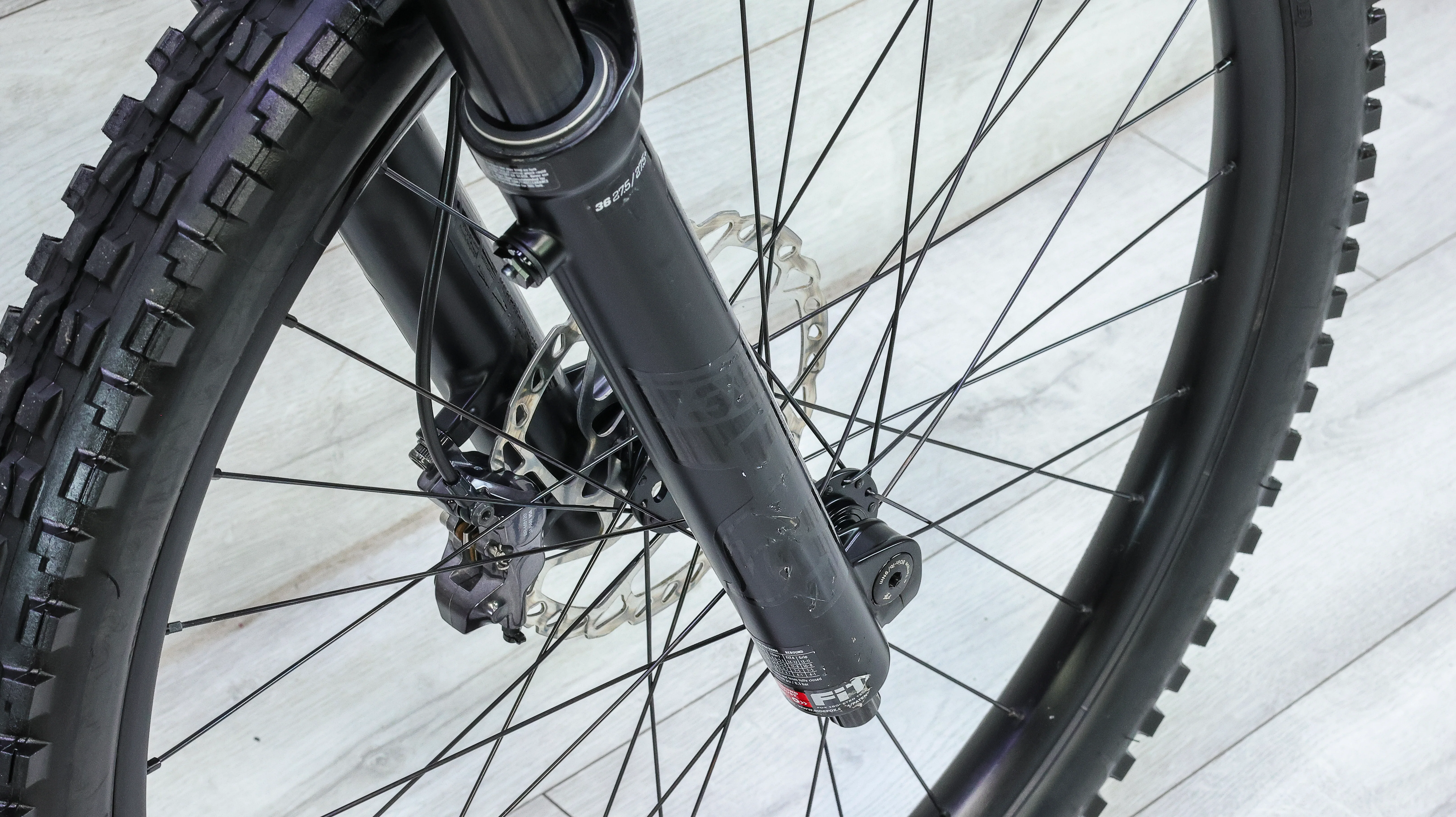 Rocky Mountain Instinct Carbon 70 Mountain Bike - 2023, X-Small - Image 15