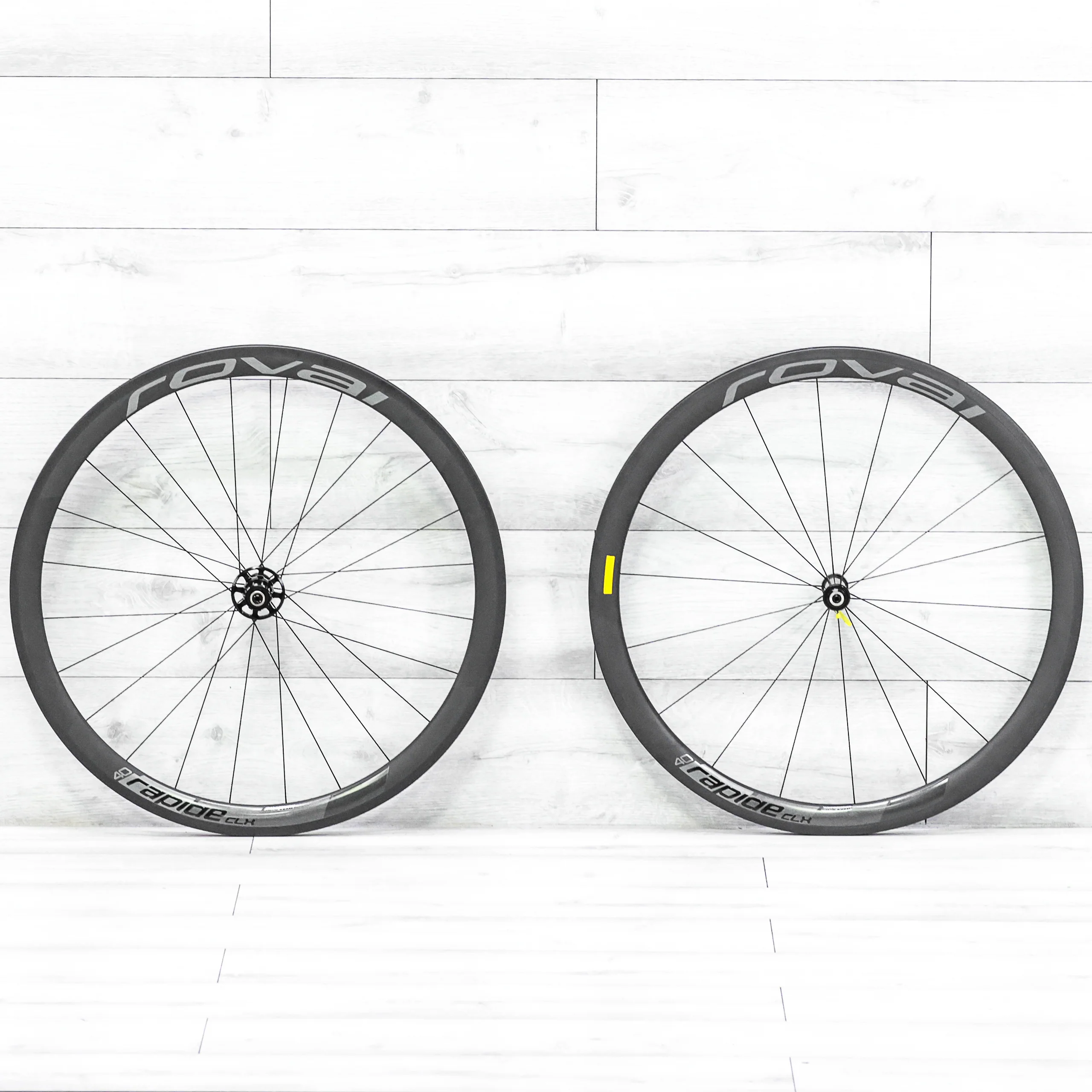 Roval Rapide CLX 40 Carbon Wheelset – 700c, Rim Brake, Clincher, HG 11-Speed