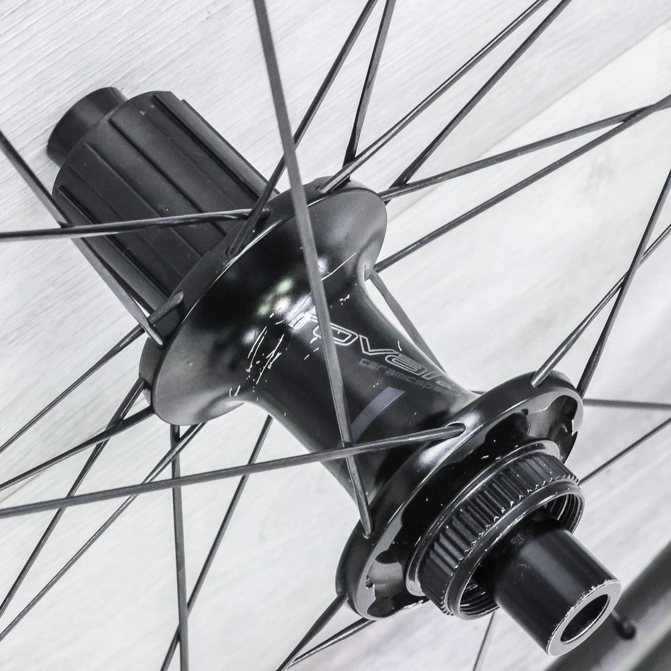 Roval Rapide CLX 50 Carbon Disc Wheelset β 700c, Tubeless, Center Lock, HG 11-Speed - Image 4