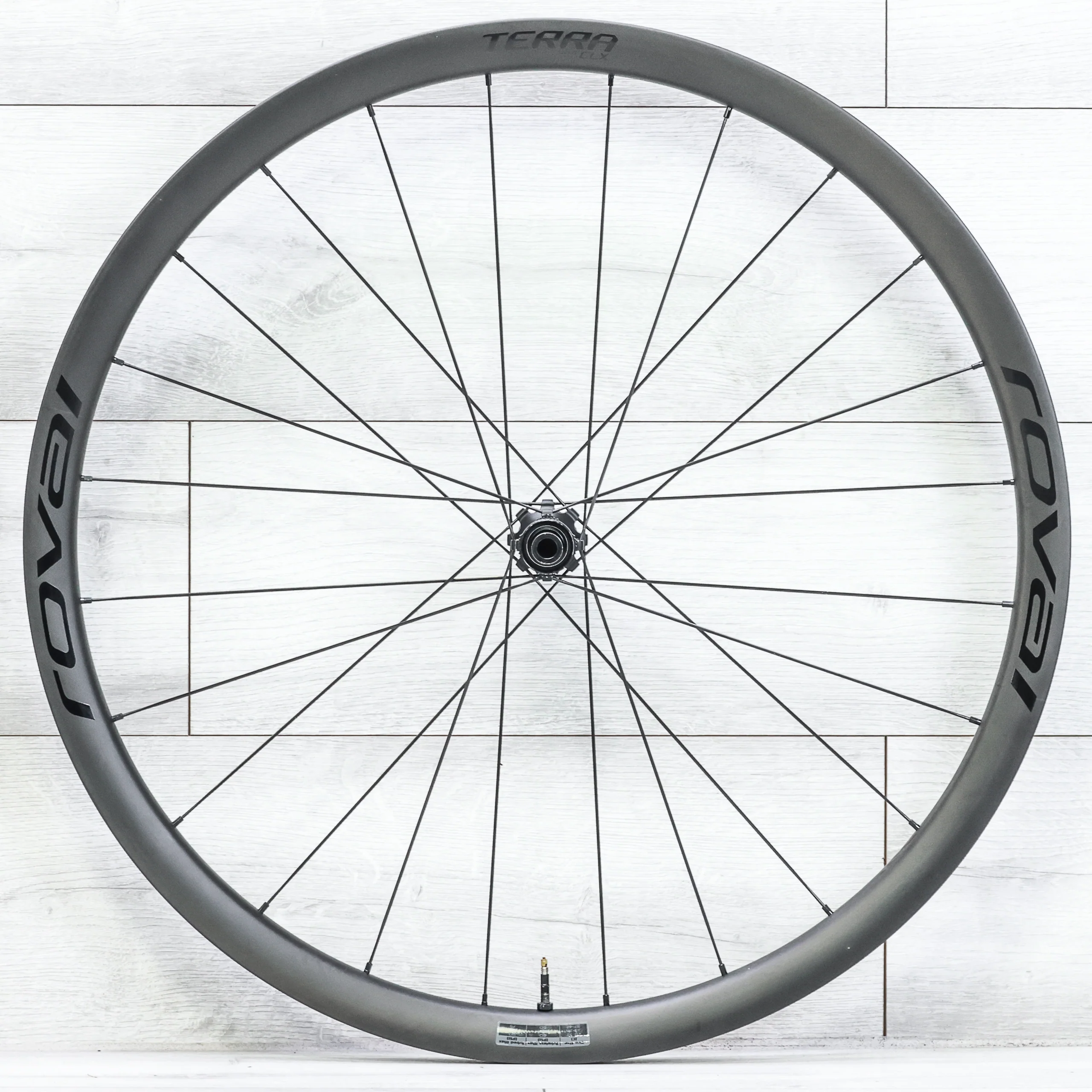 Roval Terra CLX II Carbon Disc Wheelset – 700c, Center Lock, Tubeless, XDR, 12-Speed - Image 6