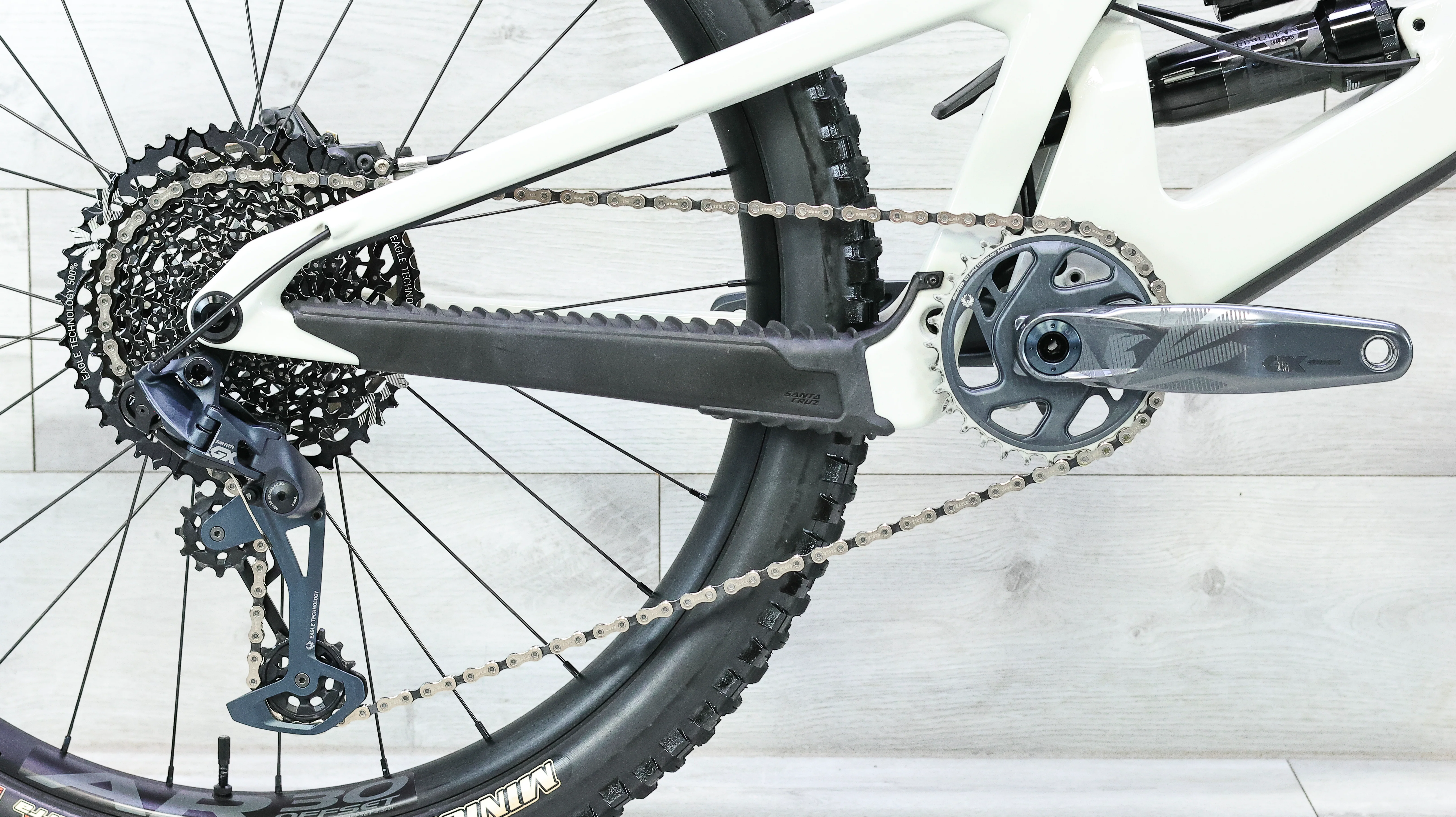 Santa Cruz Bronson S Carbon C Mountain Bike - 2024, Large - Image 5