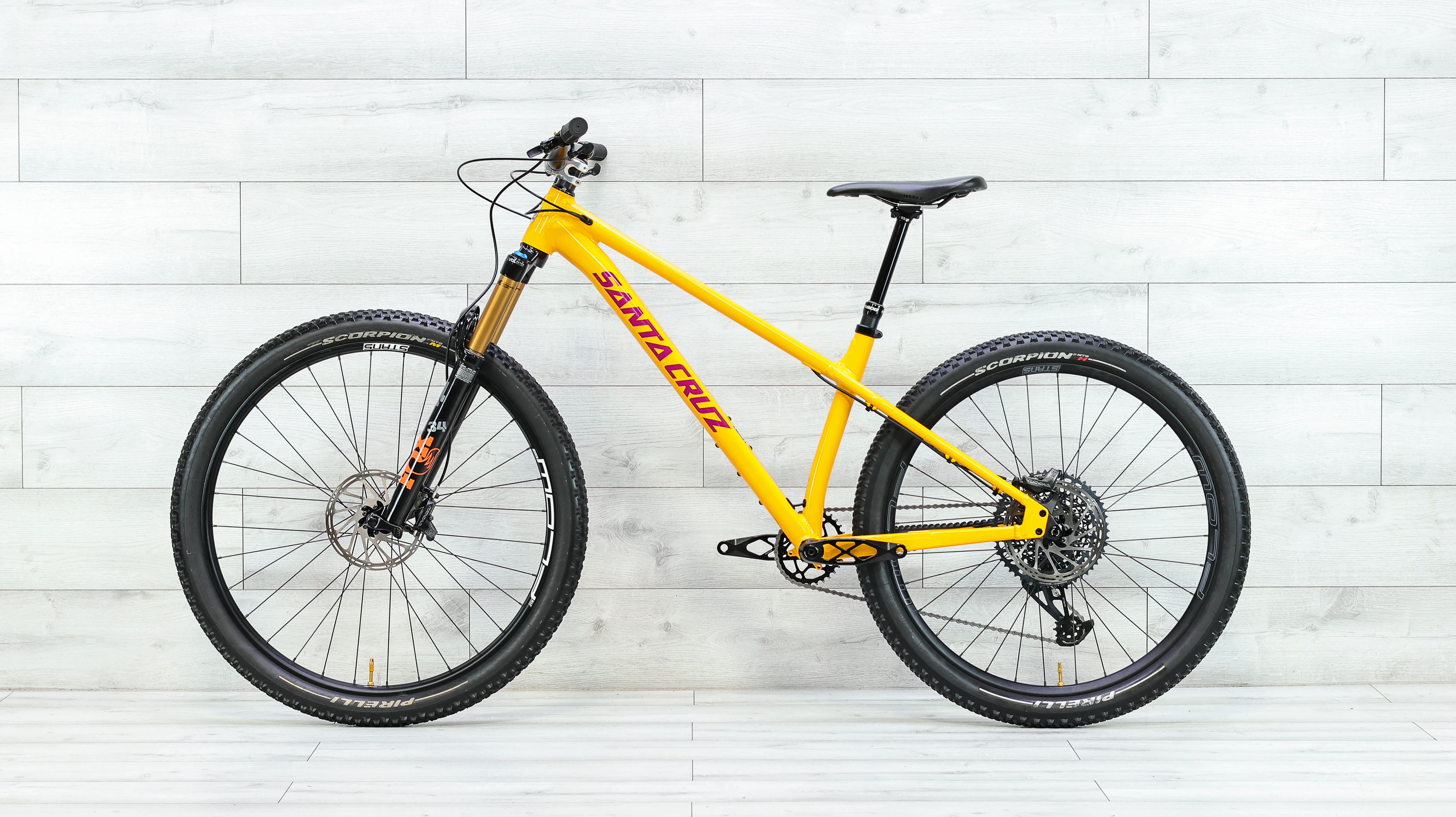 Santa Cruz Chameleon S AL MX Mountain Bike - 2022, Medium - Image 2