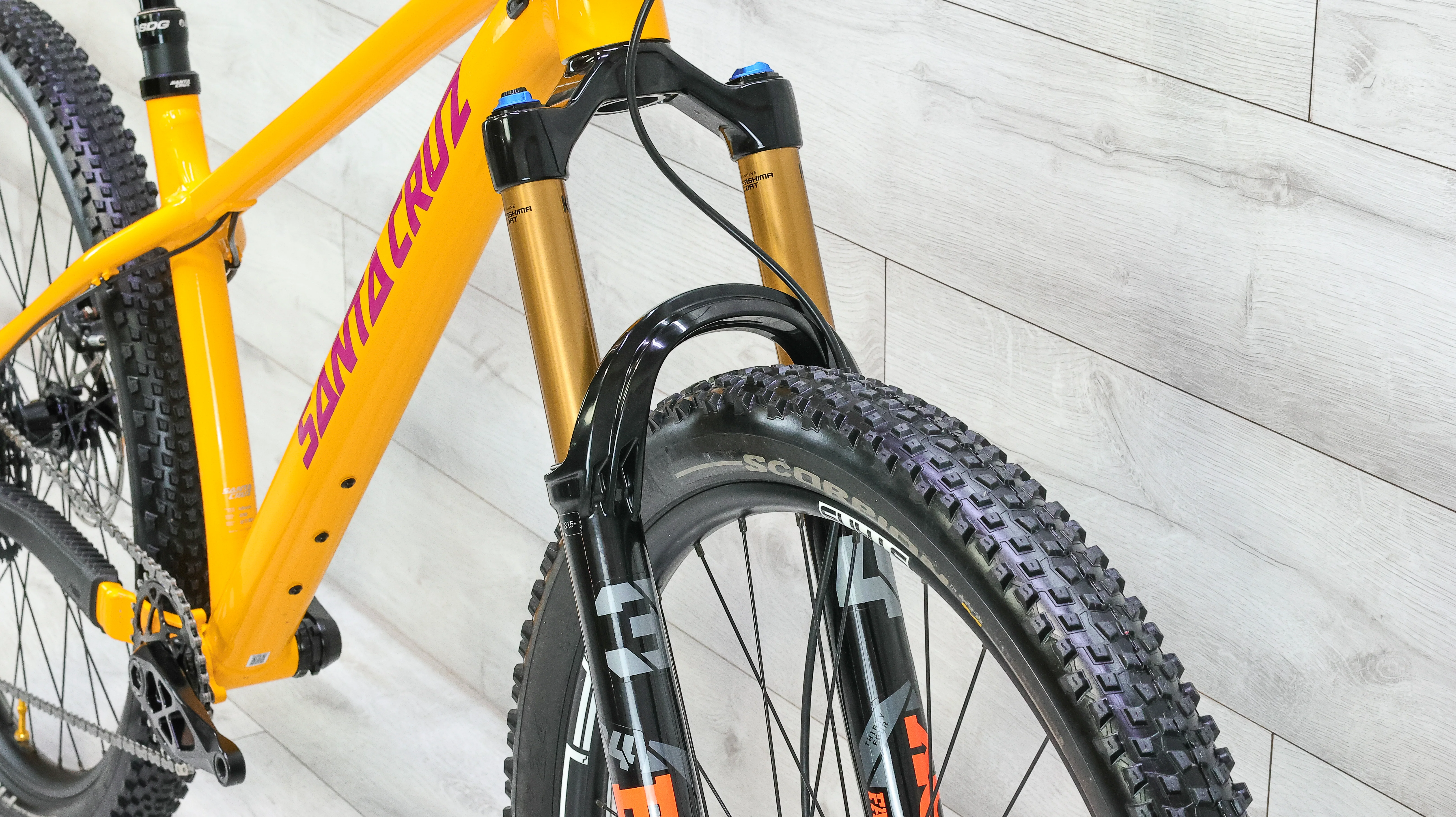 Santa Cruz Chameleon S AL MX Mountain Bike - 2022, Medium - Image 9