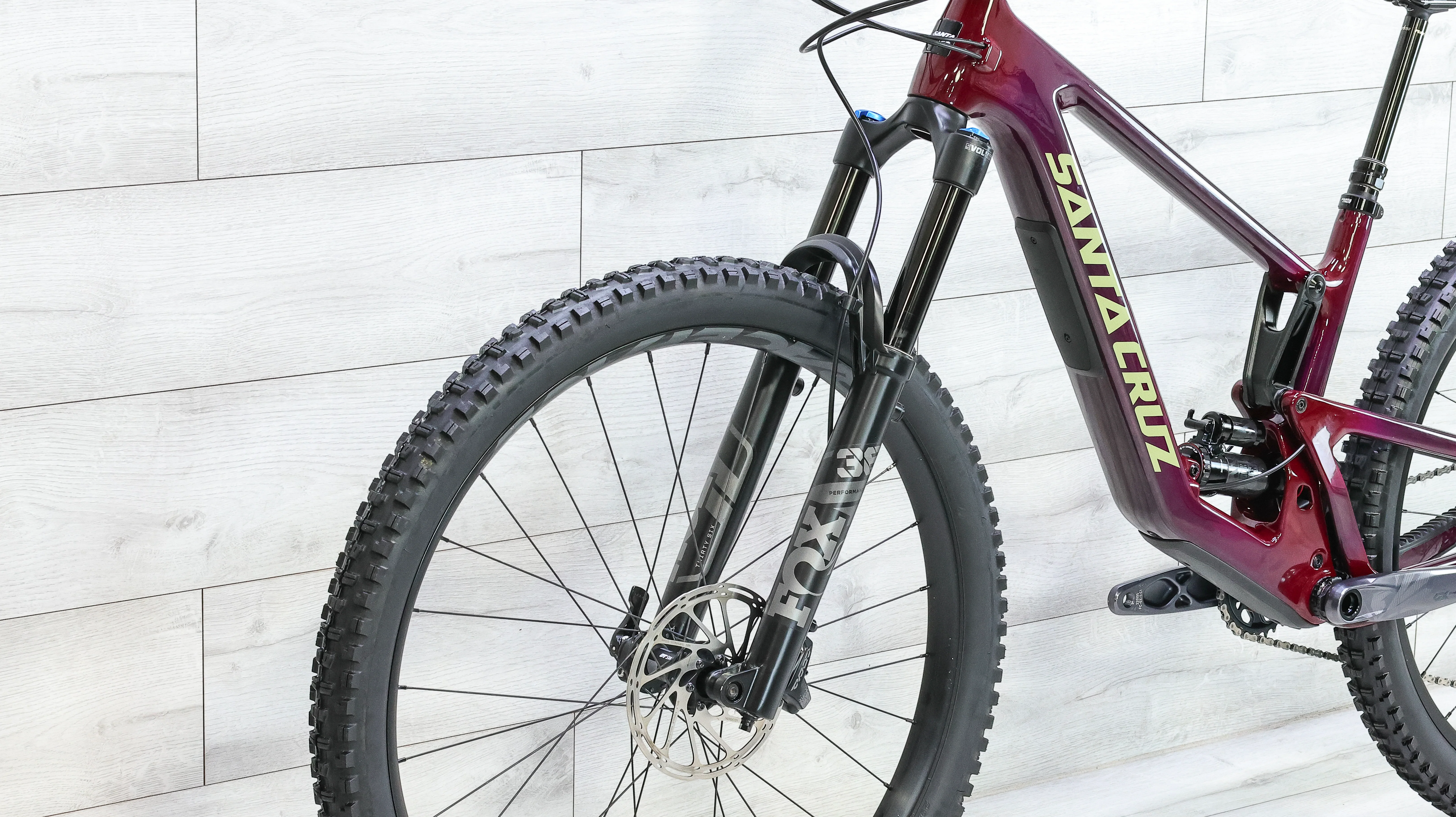 Santa Cruz Hightower S Carbon C Mountain Bike - 2023, Medium - Image 9