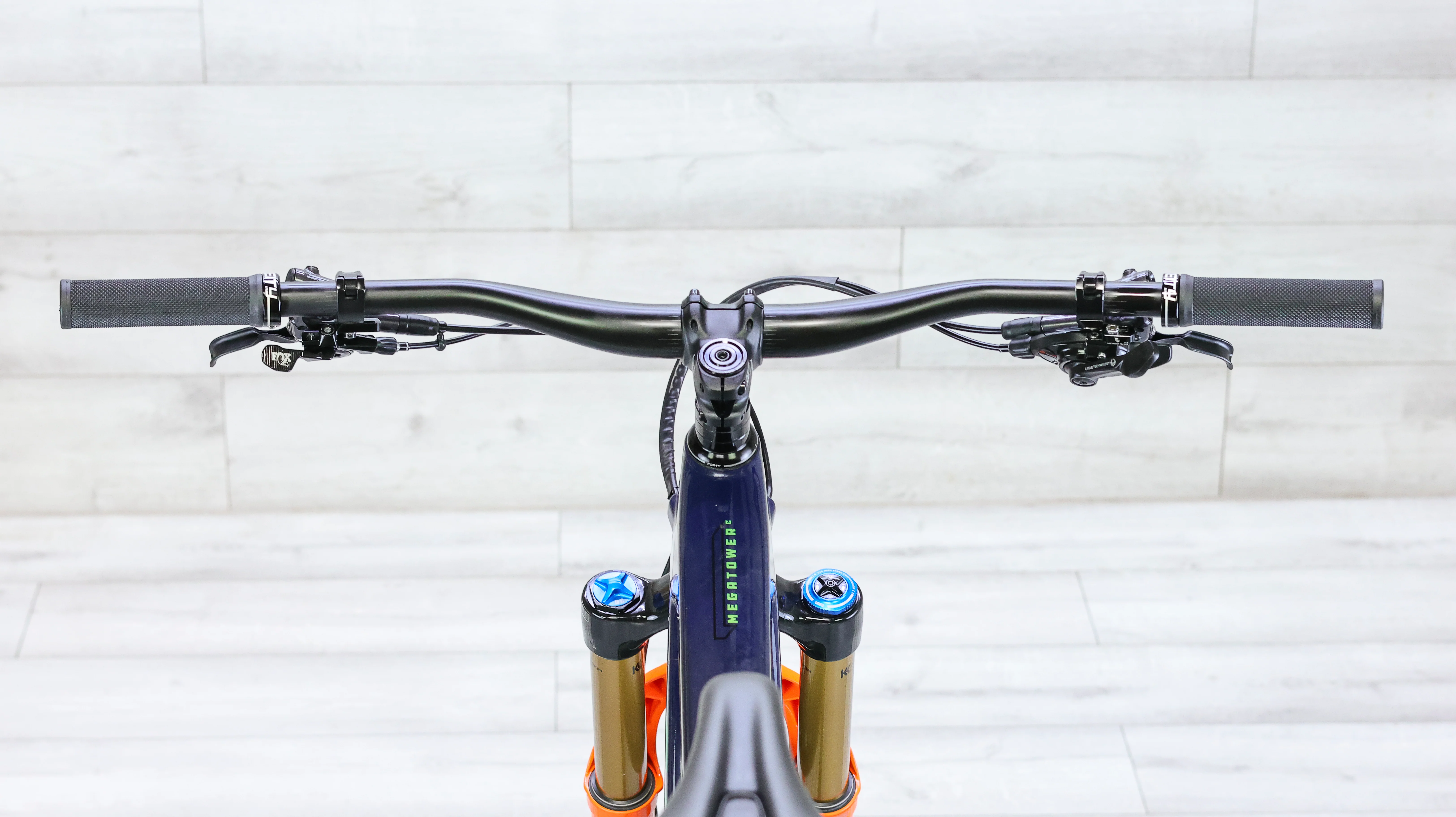 Santa Cruz Megatower S Carbon C Mountain Bike - 2023, X-Large - Image 13