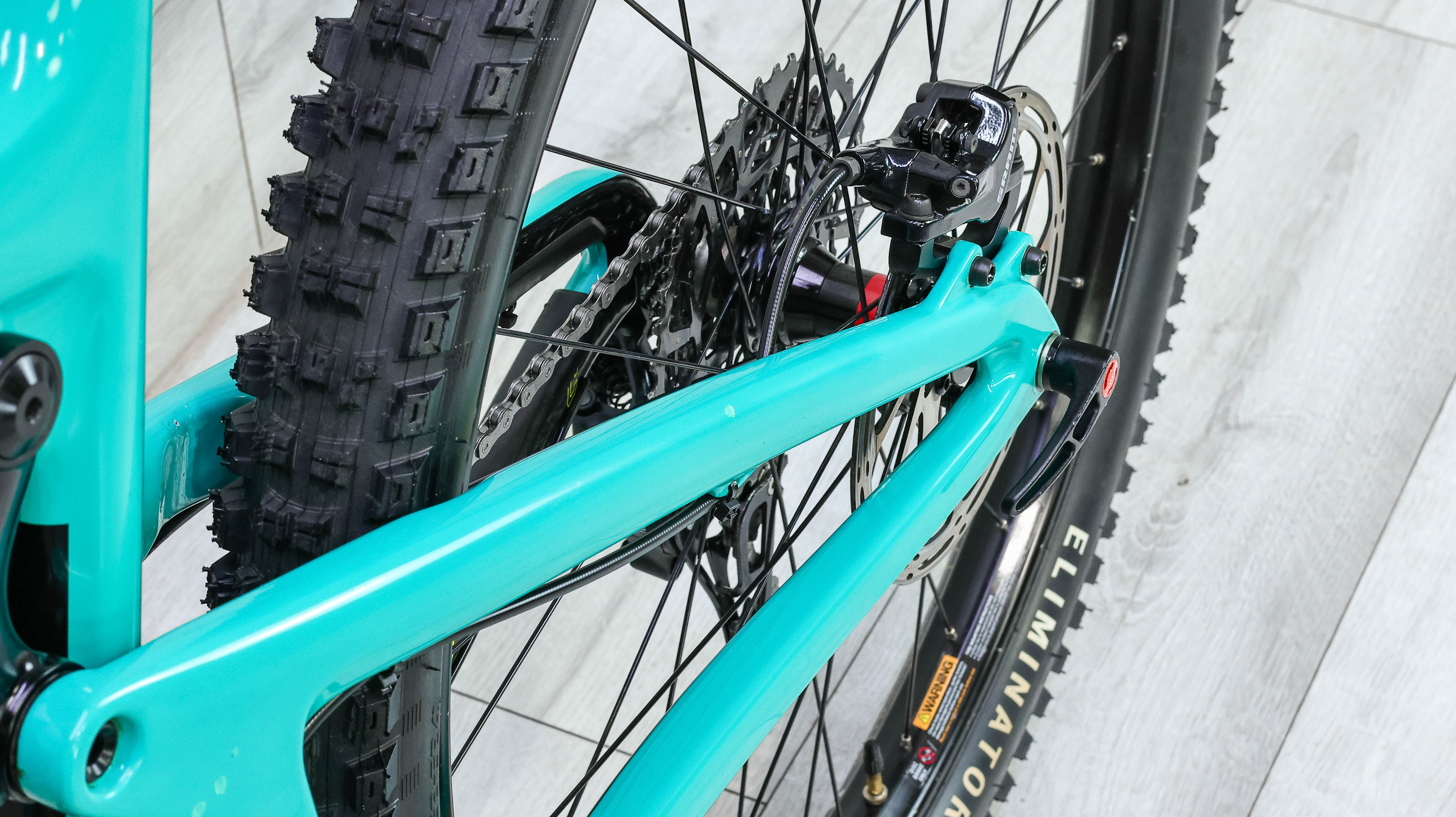 Santa Cruz Nomad C R Mountain Bike - 2017, Large - Image 19