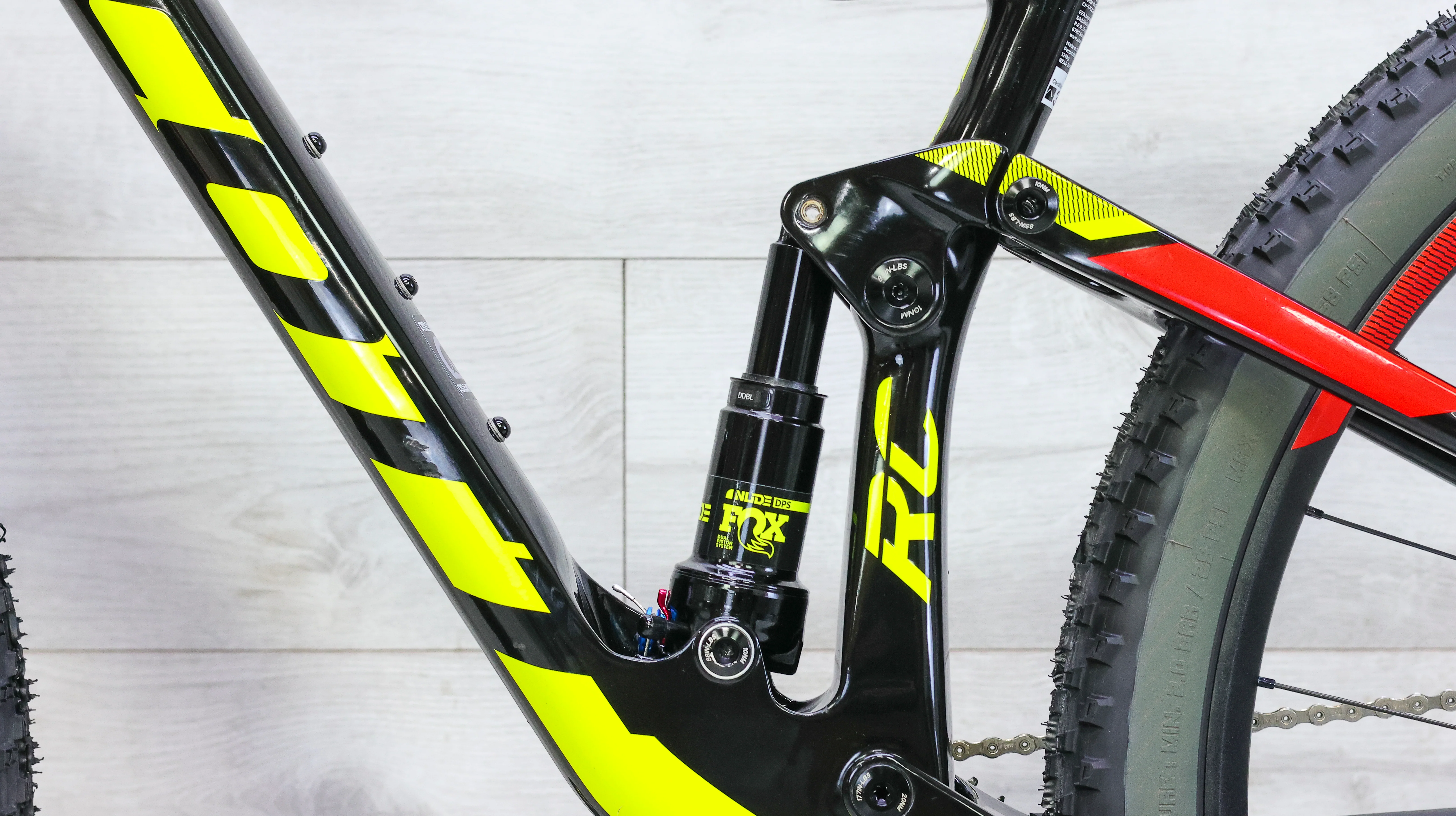 Scott Spark RC 900 World Cup Mountain Bike - 2018, Medium - Image 11