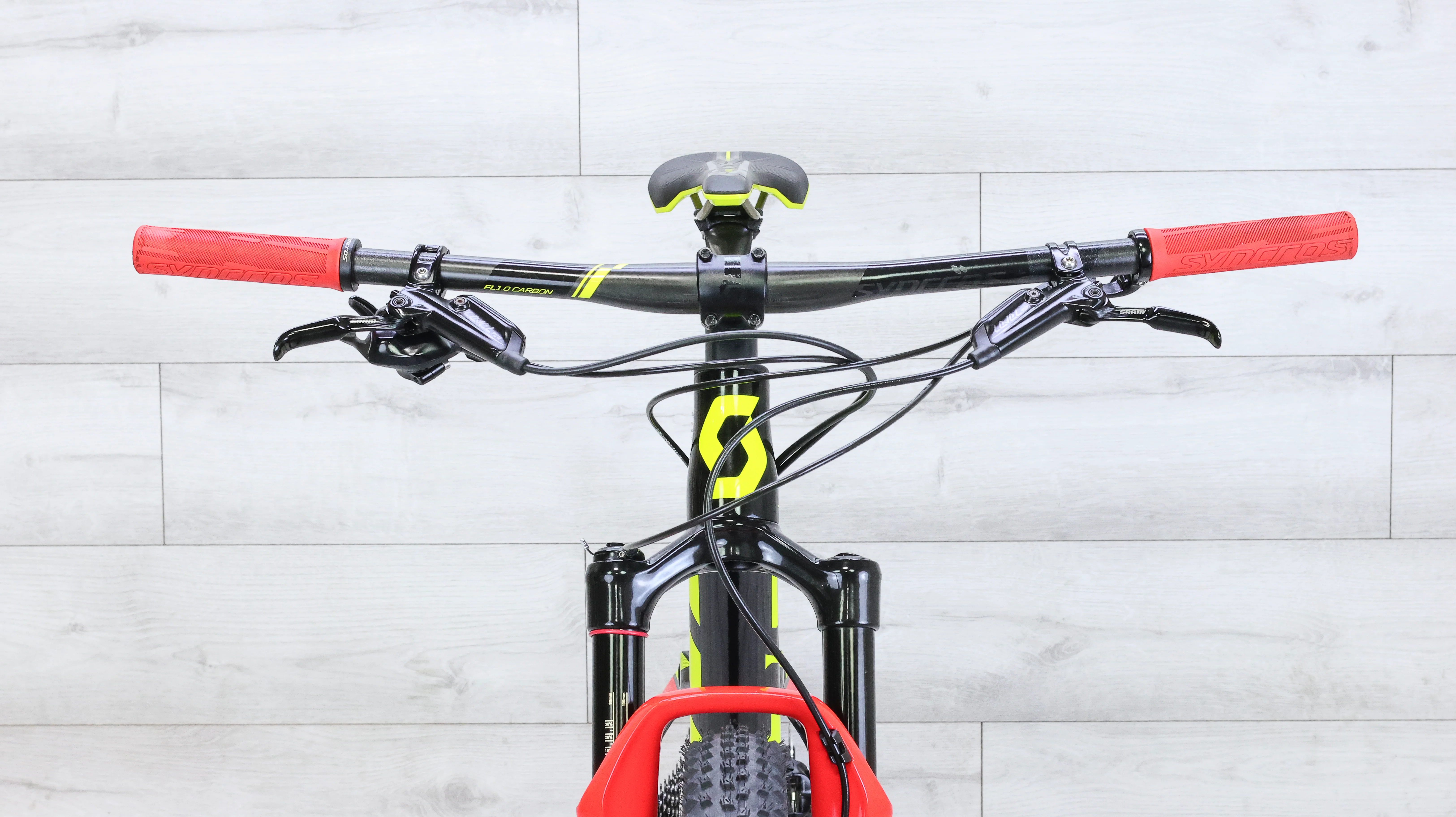 Scott Spark RC 900 World Cup Mountain Bike - 2018, Medium - Image 12