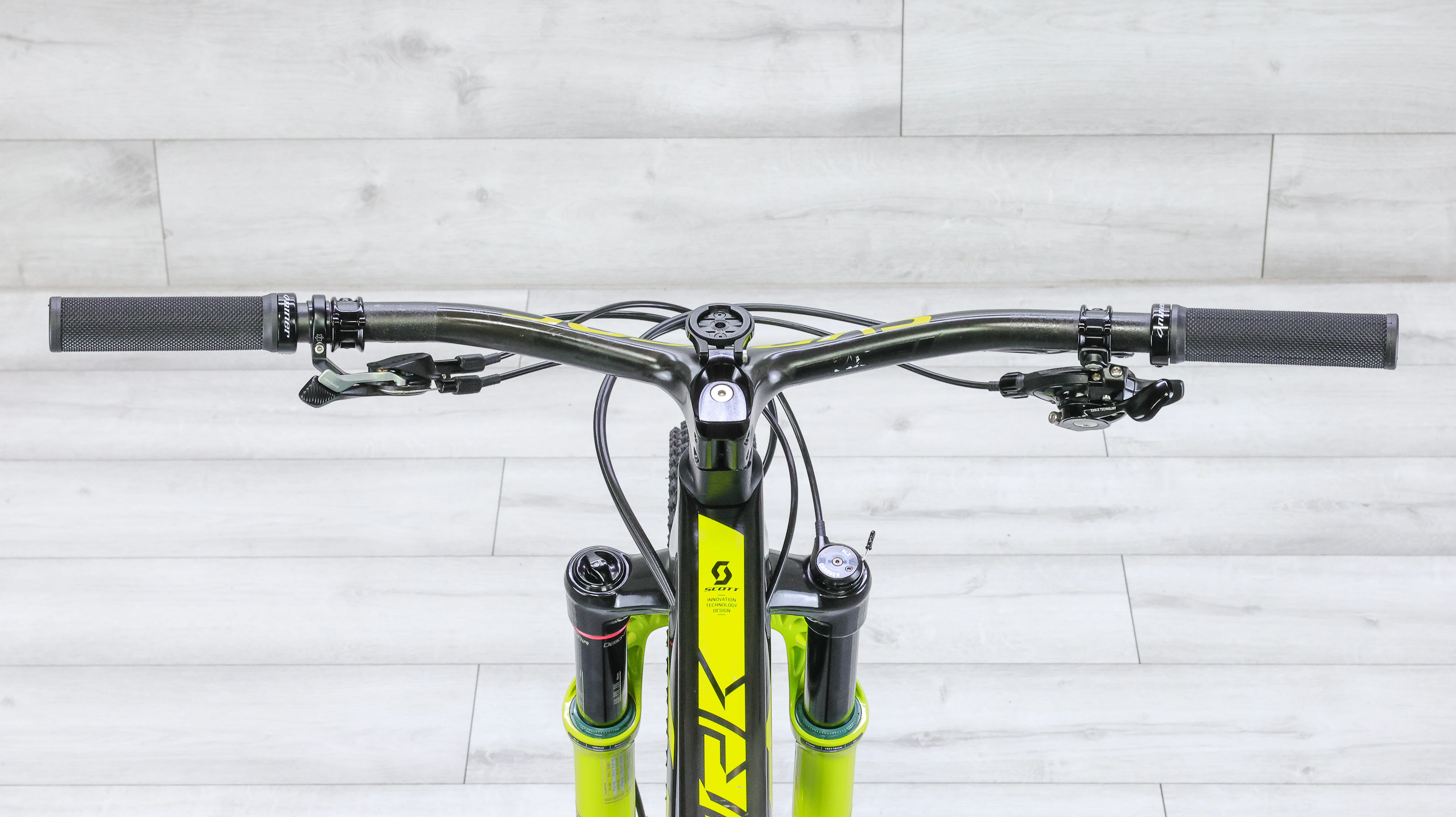 Scott Spark RC 900 World Cup Mountain Bike - 2019, Medium - Image 13
