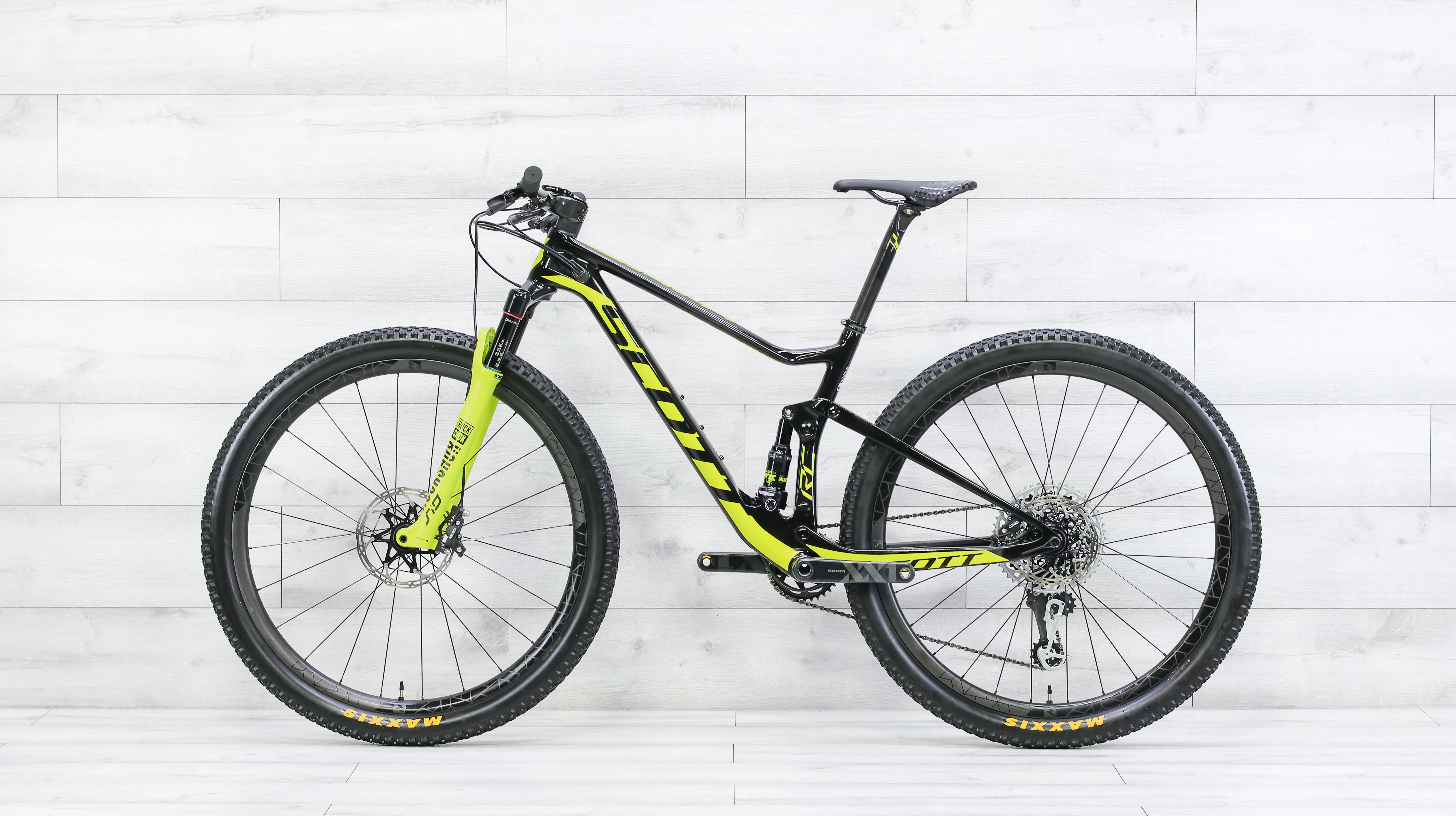 Scott Spark RC 900 World Cup Mountain Bike - 2019, Medium - Image 2