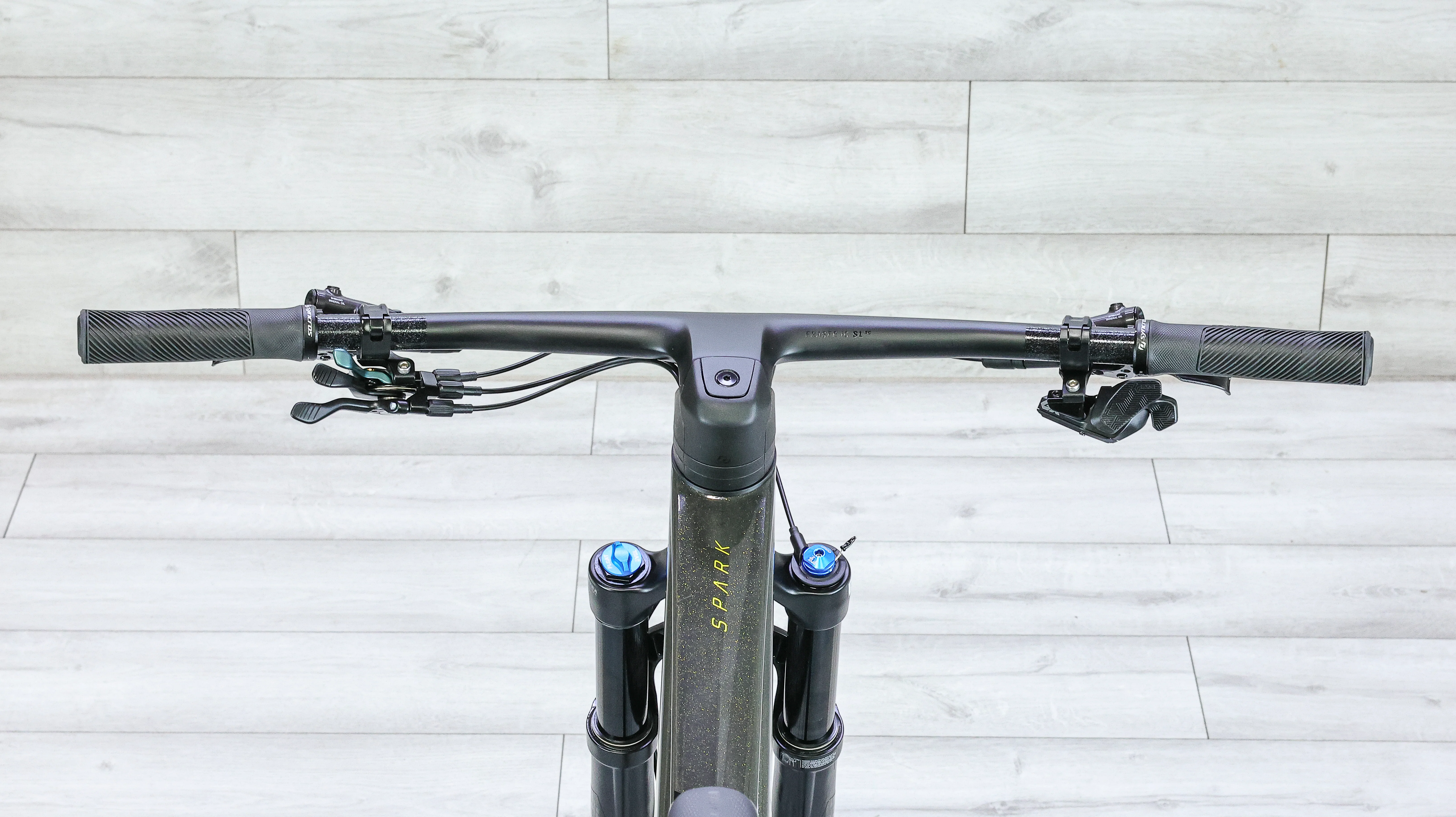 Scott Spark RC Team Issue TR Mountain Bike - 2023, Medium - Image 11