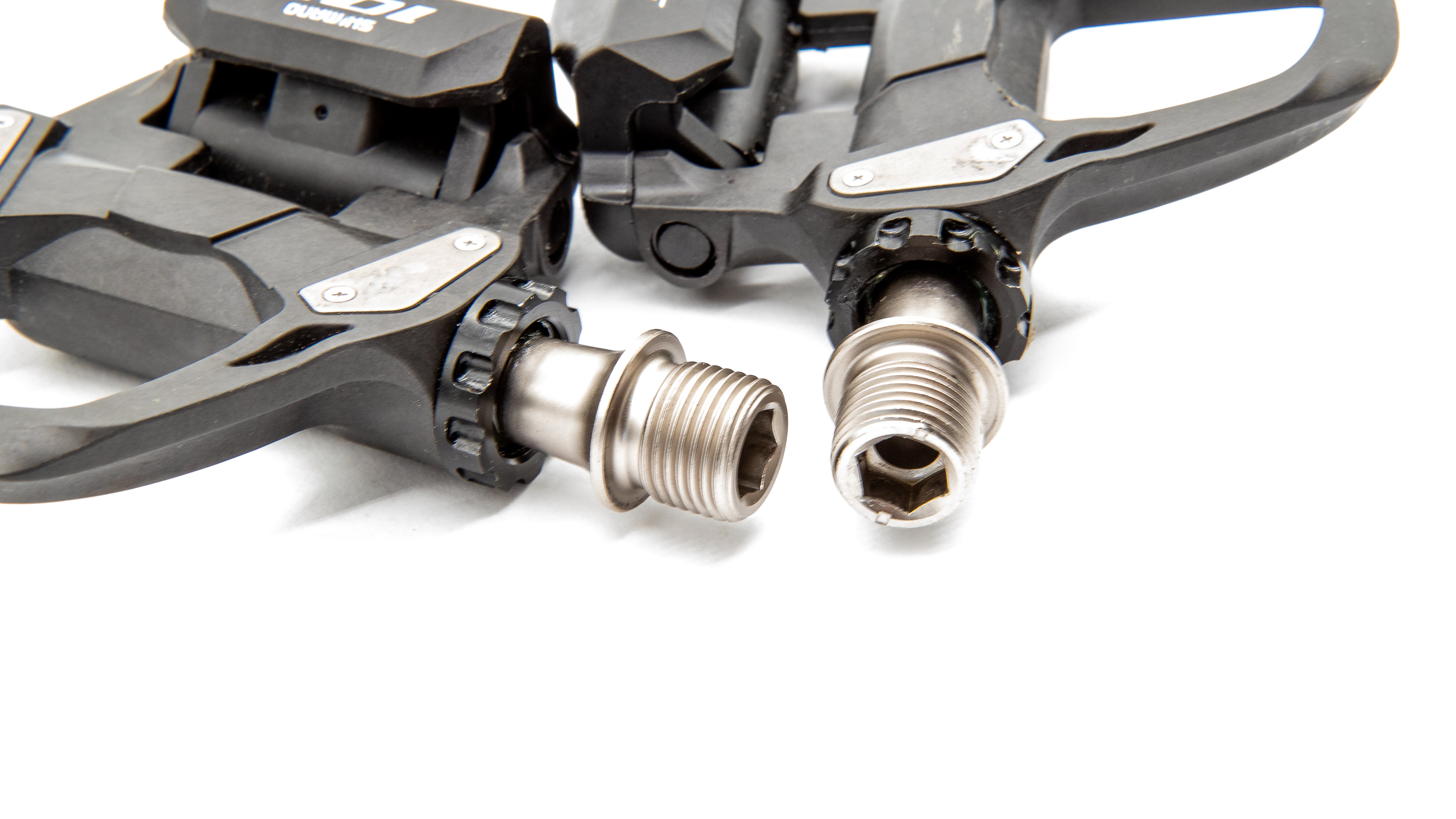 Shimano 105 PD-R7000 Carbon Fiber Road Bike Pedals 258g - Image 2