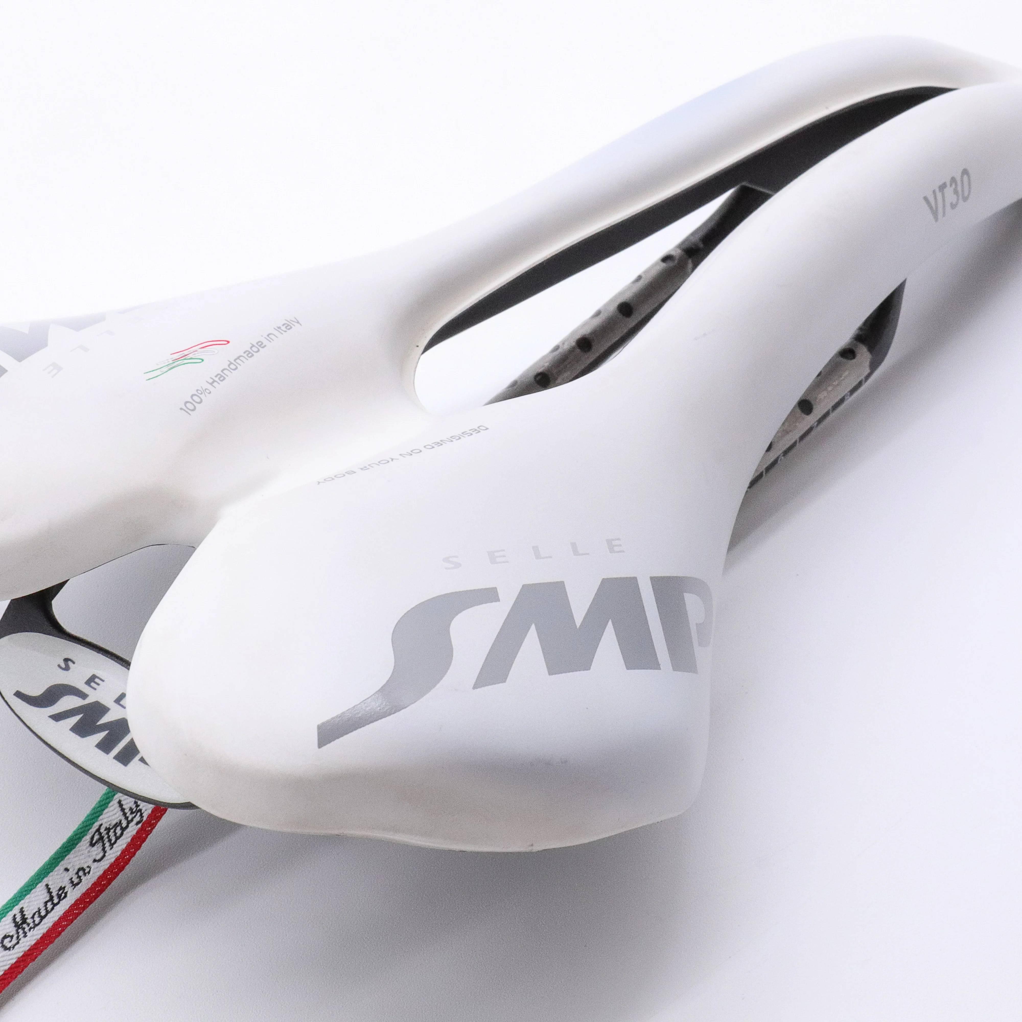 SMP Selle VT30 Carbon Rails White Road Bike Saddle - 155mm - Image 6