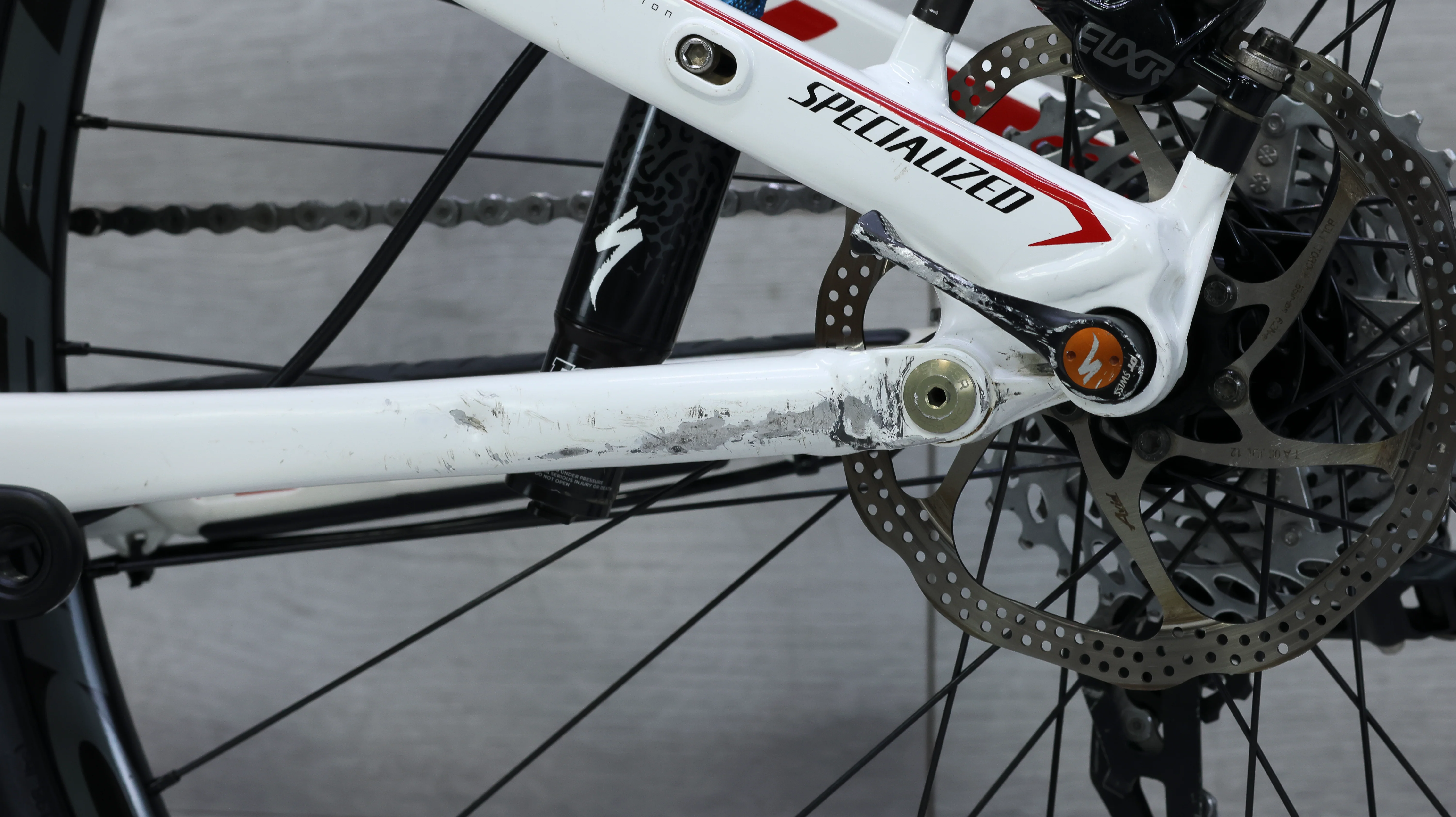 Specialized Epic Comp Mountain Bike - 2012, Medium - Image 18