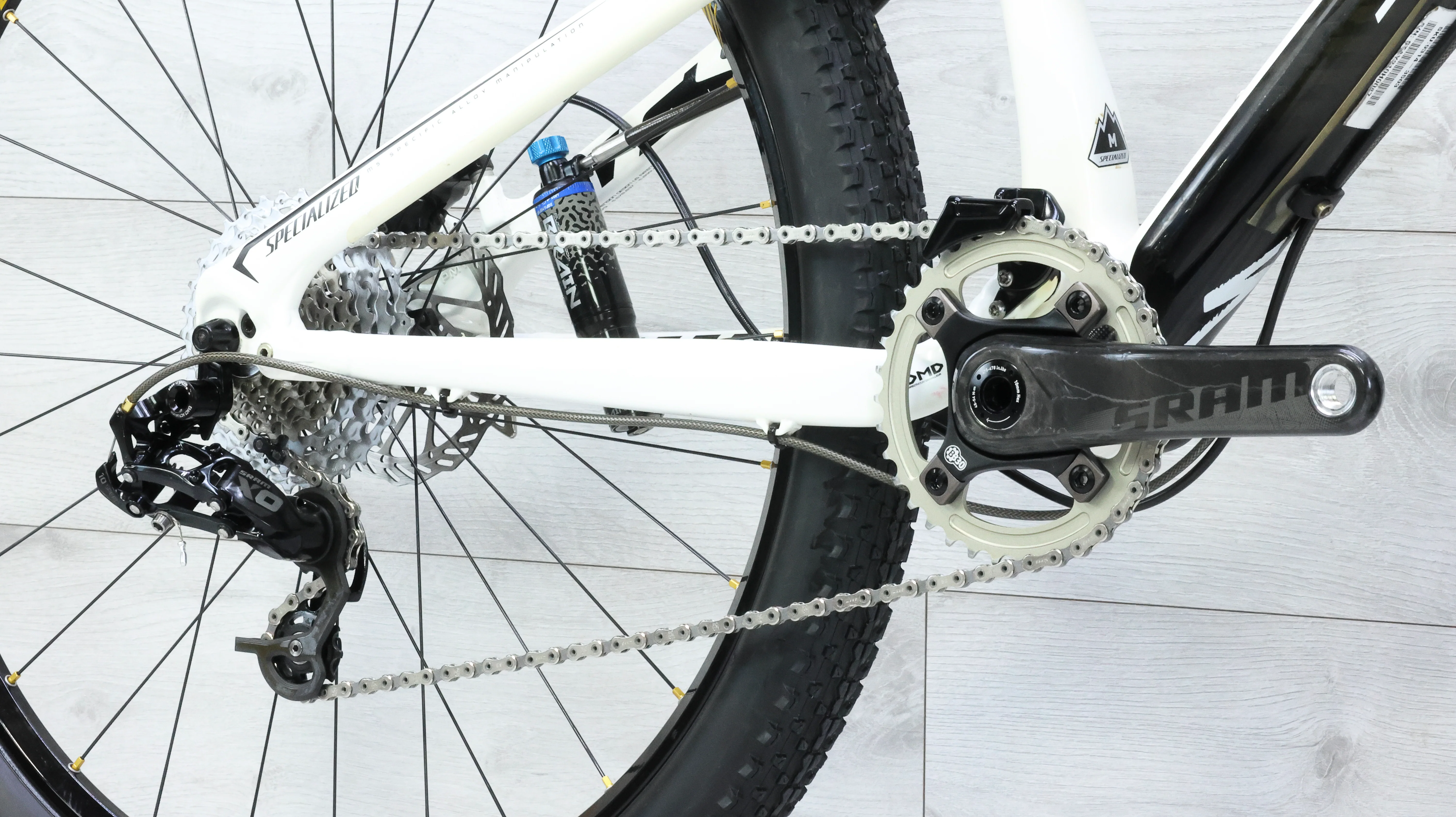 Specialized Epic Expert Carbon Evo R Mountain Bike - 2011, Medium - Image 6