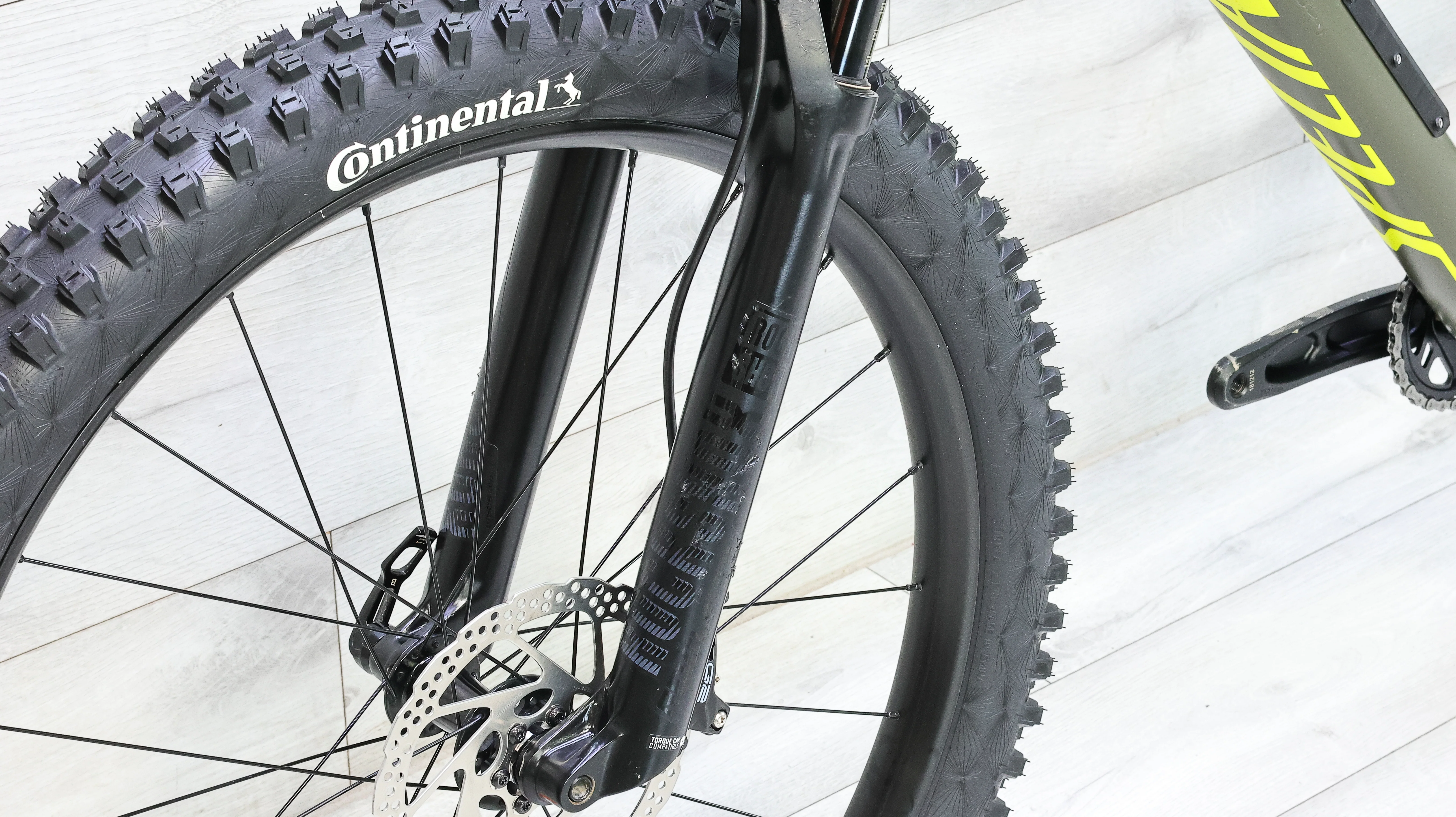 Specialized Fuse Comp Carbon 27.5+Mountain Bike - 2019, X-Large - Image 16