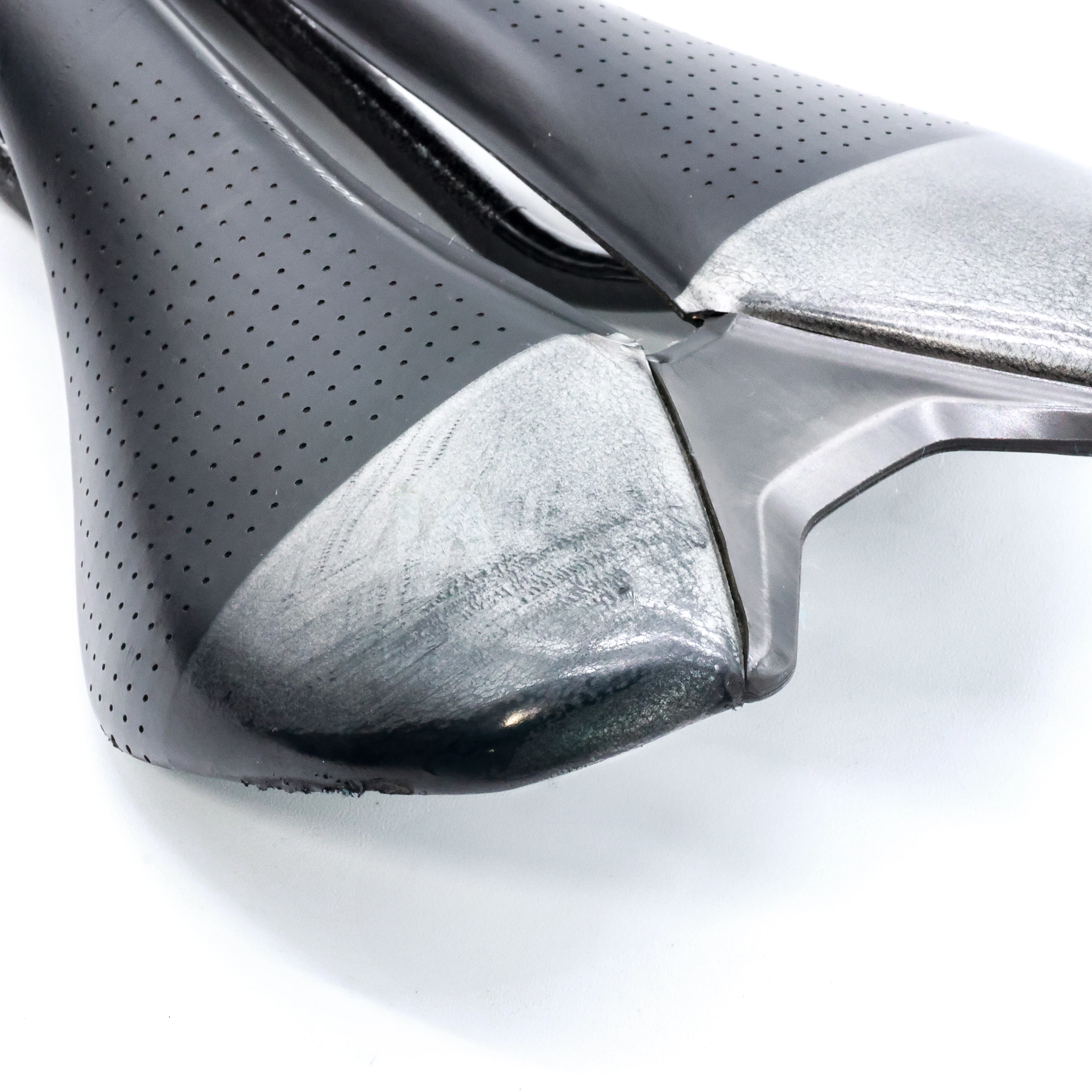 Specialized Romin Evo Carbon Rails Road Bike Saddle - 143mm - Image 7
