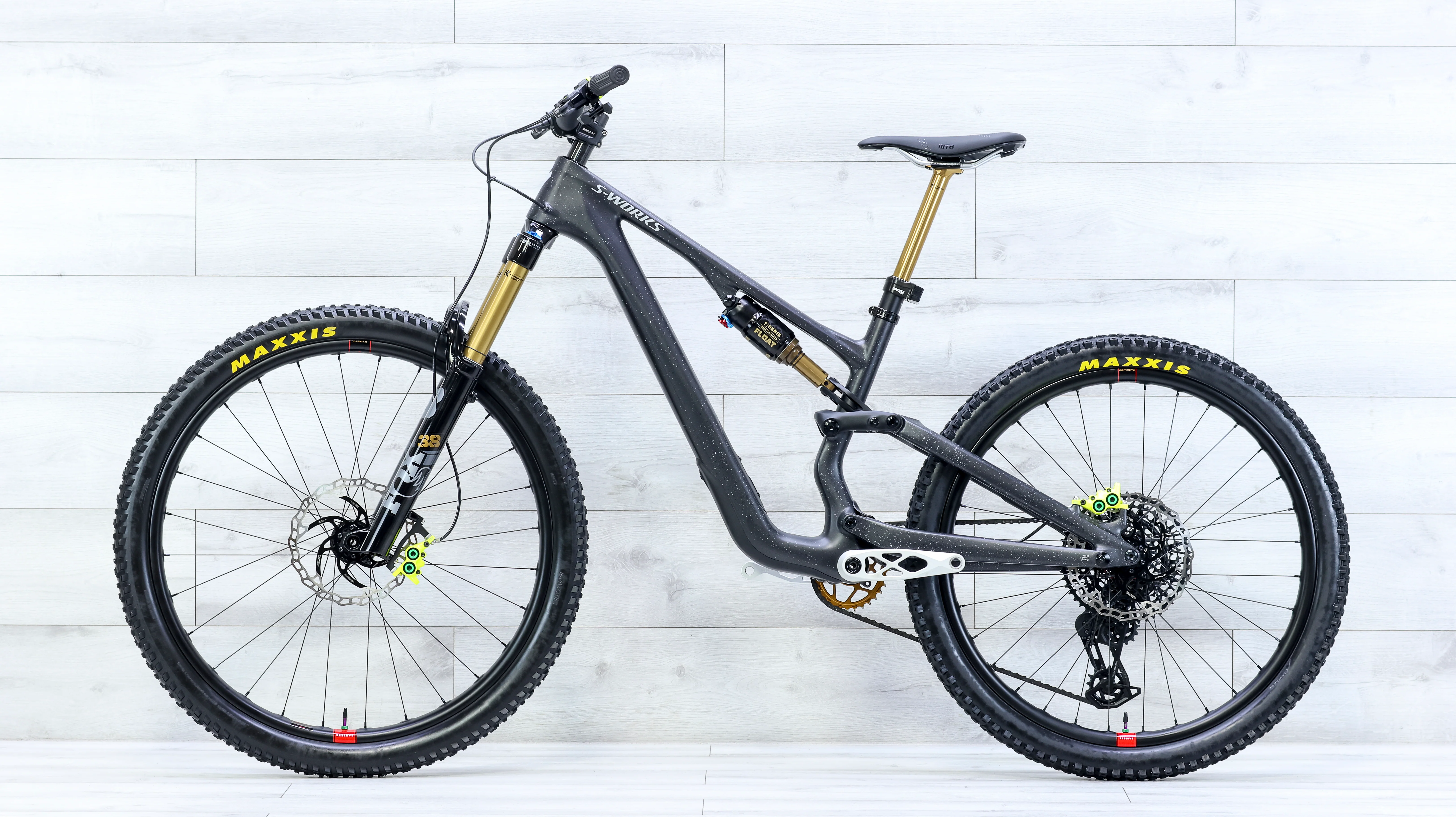 Specialized S-Works Stumpjumper 15 T-Type Mountain Bike - 2025, Medium (S3) - Image 2