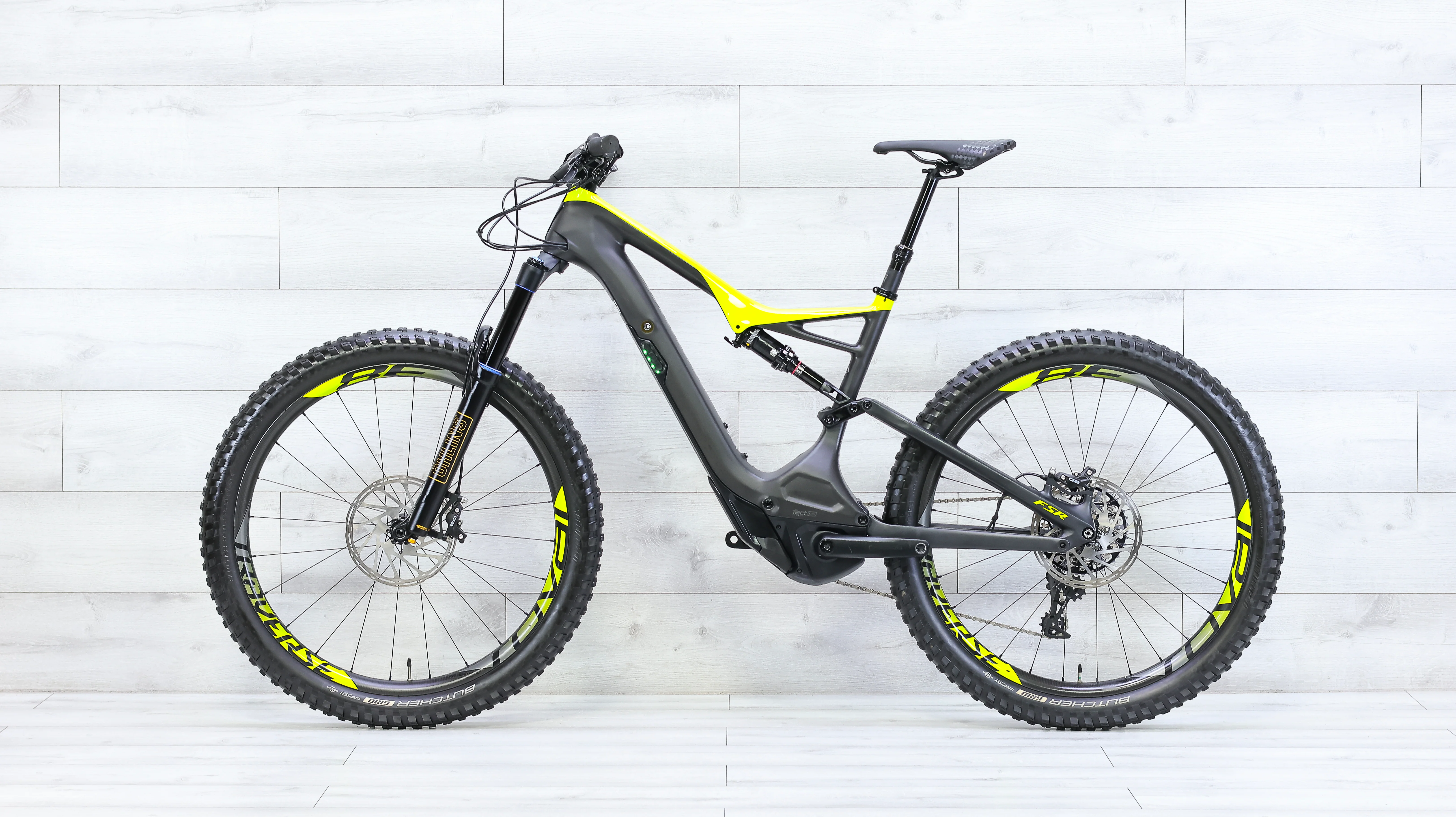 Specialized S-Works Turbo Levo FSR Carbon 6Fattie Mountain E-Bike - 2018, Large - Image 2
