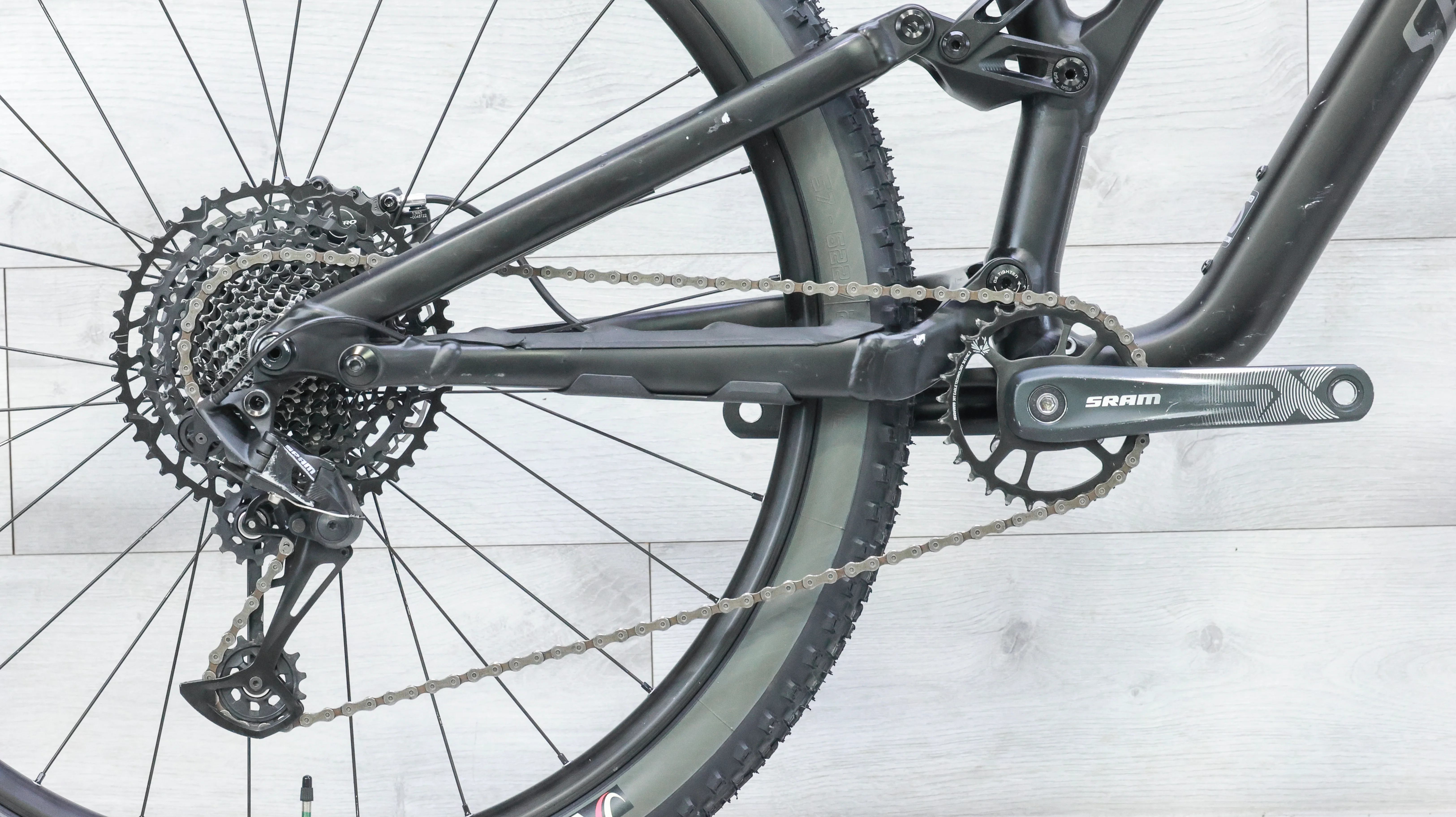 Specialized Stumpjumper Alloy Mountain Bike - 2022, Medium (S3) - Image 5