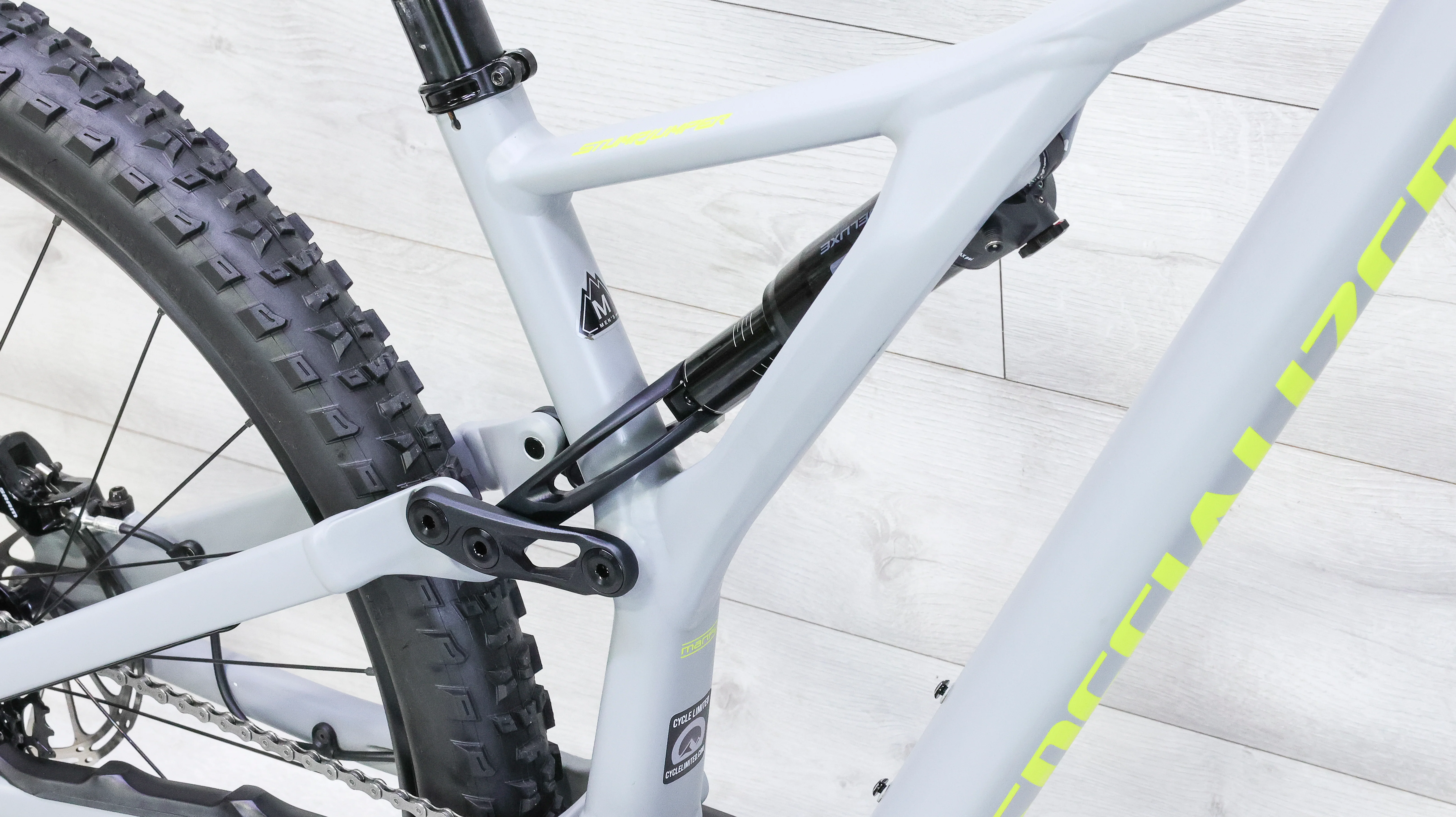 Specialized Stumpjumper Comp Alloy 29 Mountain Bike - 2020, Medium - Image 10