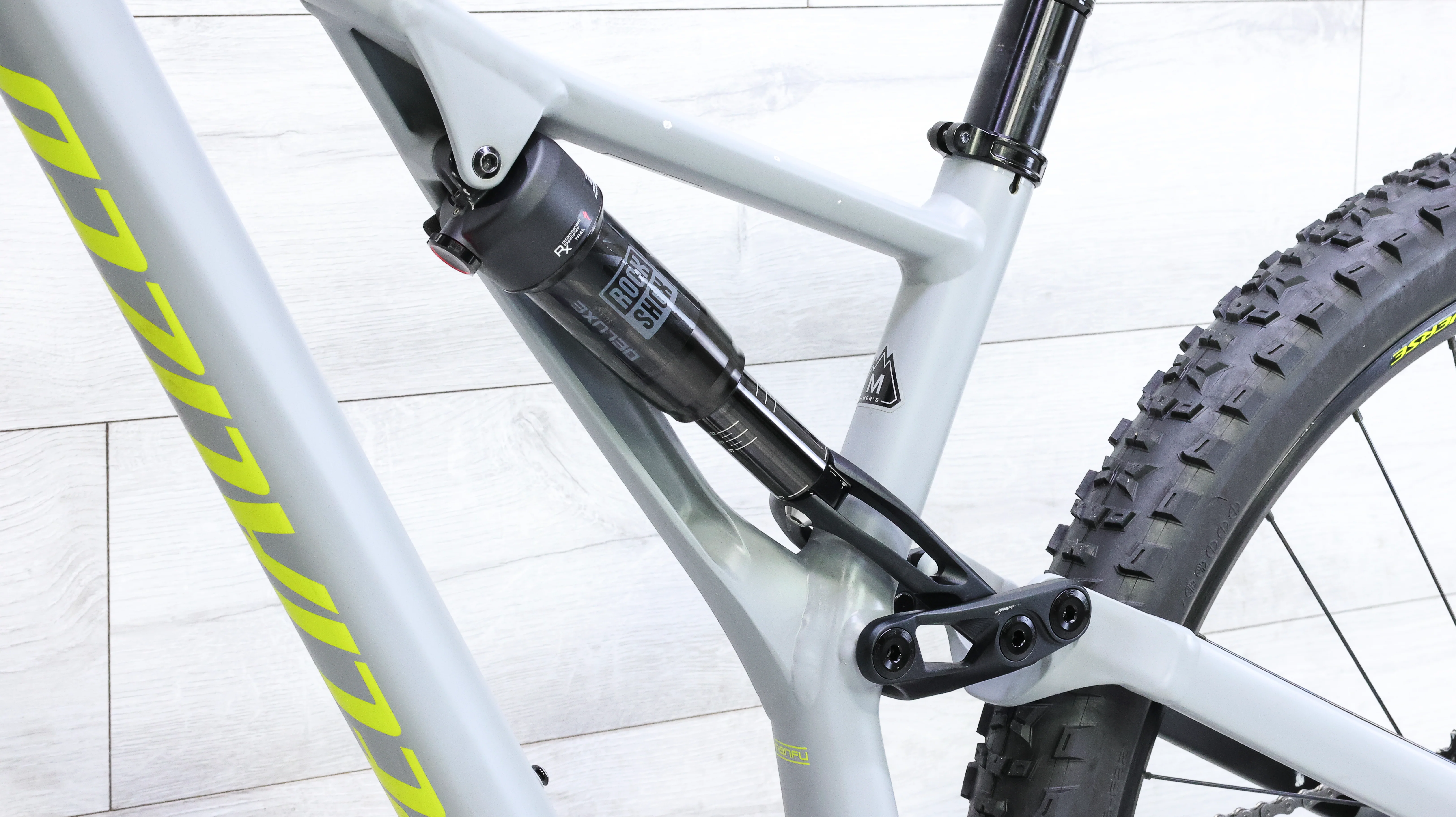 Specialized Stumpjumper Comp Alloy 29 Mountain Bike - 2020, Medium - Image 11