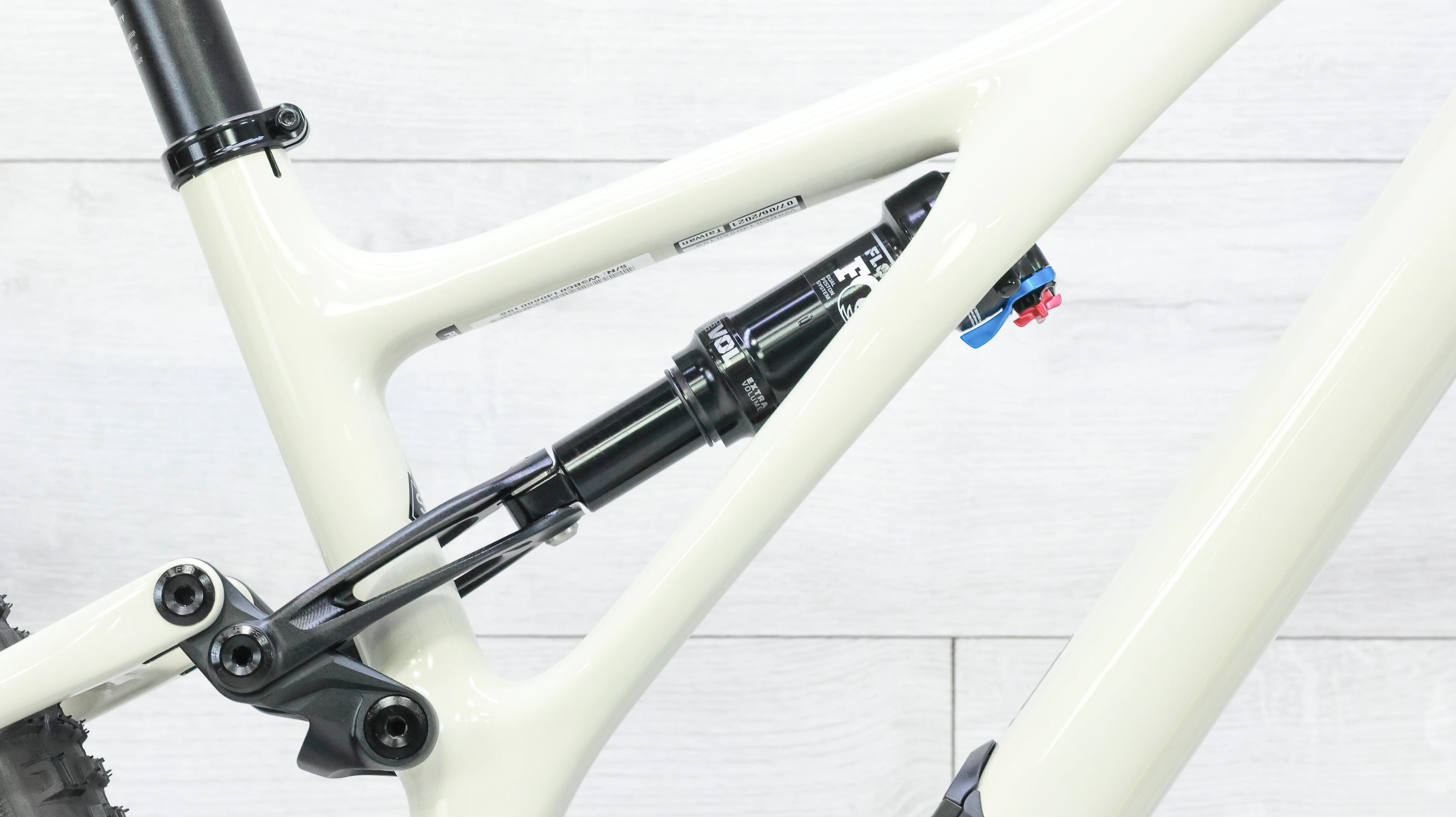 Specialized Stumpjumper Expert Mountain Bike - 2022, Large (S4) - Image 10