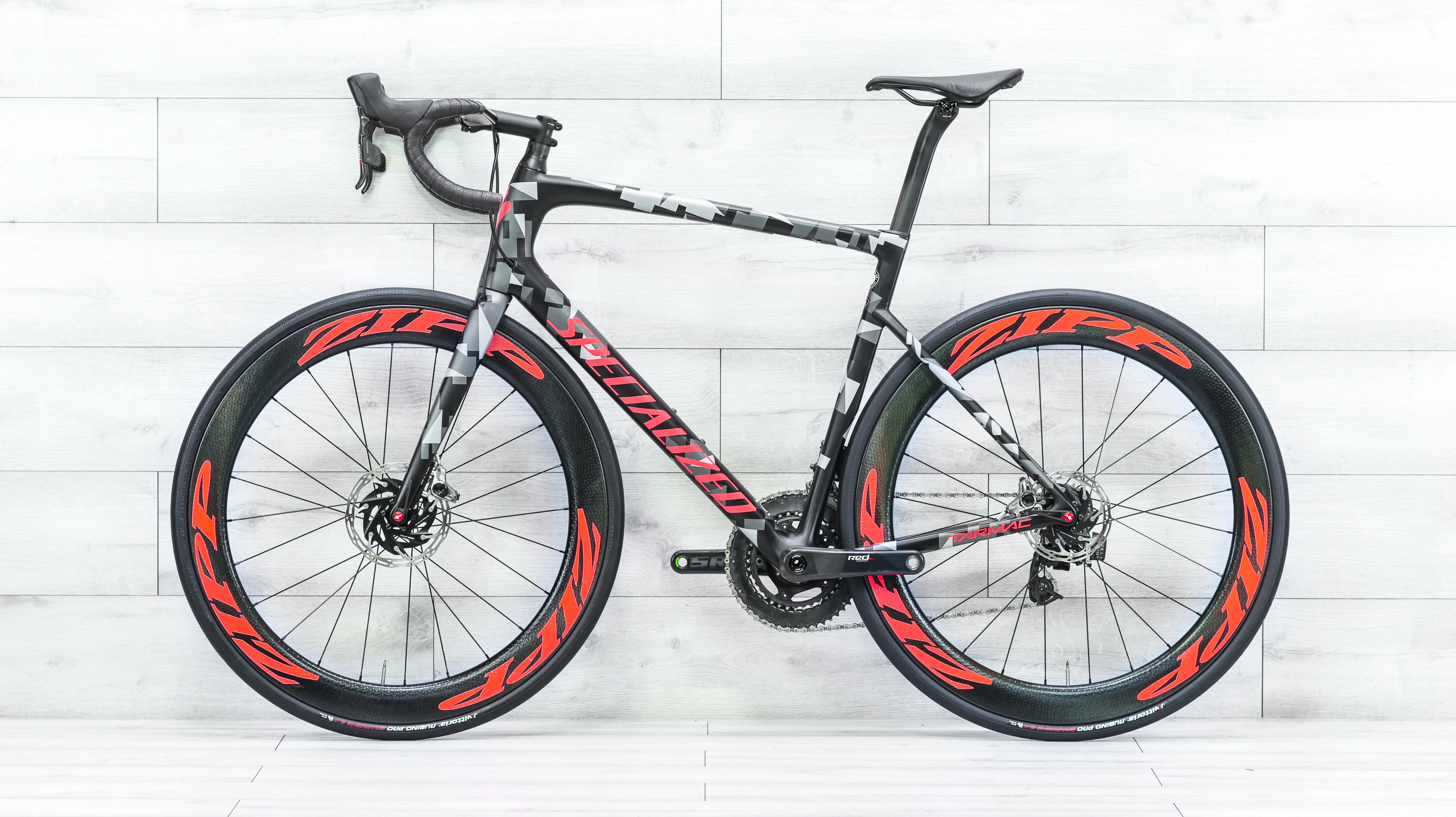 Specialized Tarmac Disc Expert Red eTap Road Bike - 2019, 58cm - Image 2