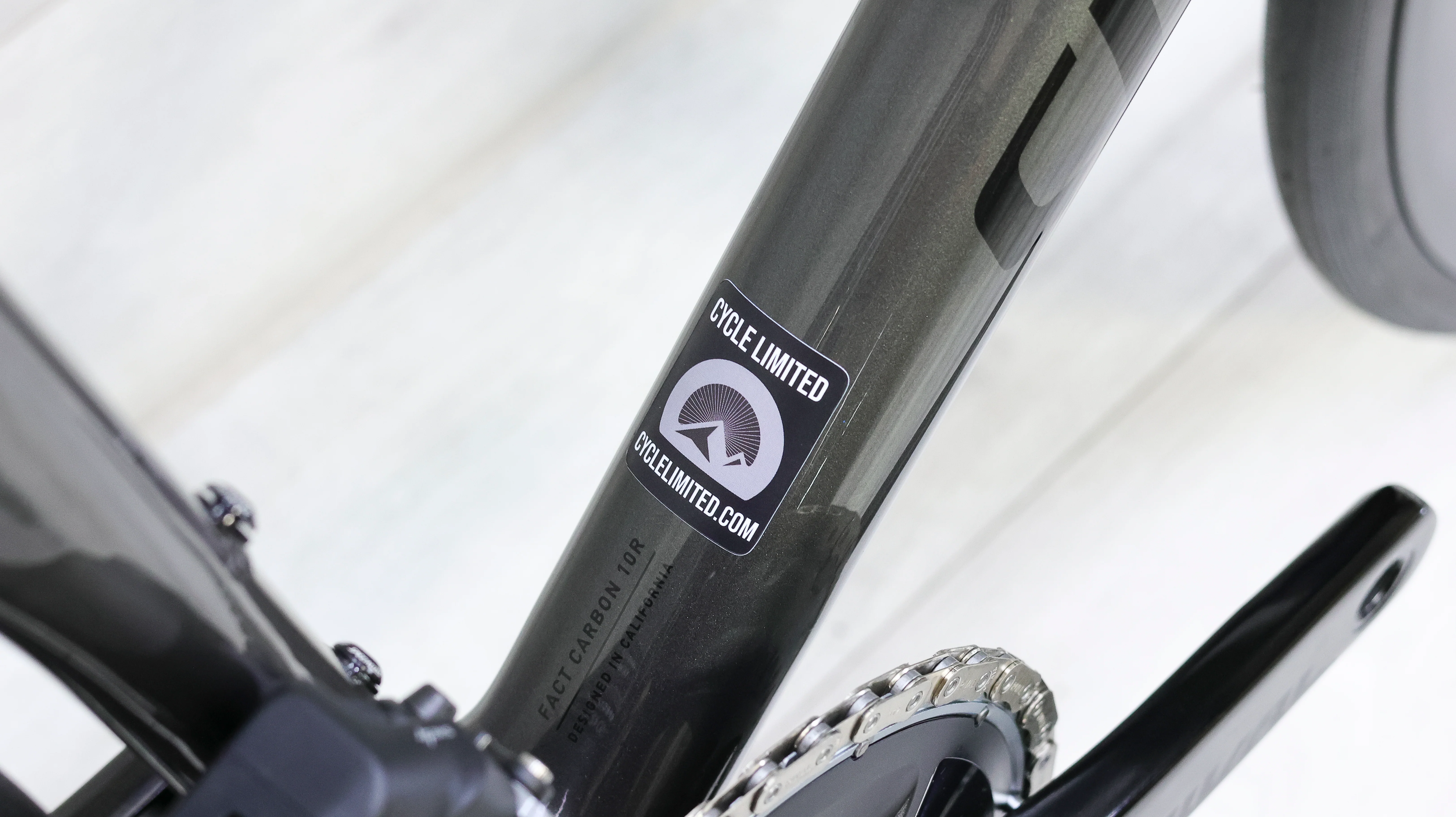 Specialized Tarmac SL8 Expert SRAM Rival AXS Road Bike - 2024, 56cm - Image 3
