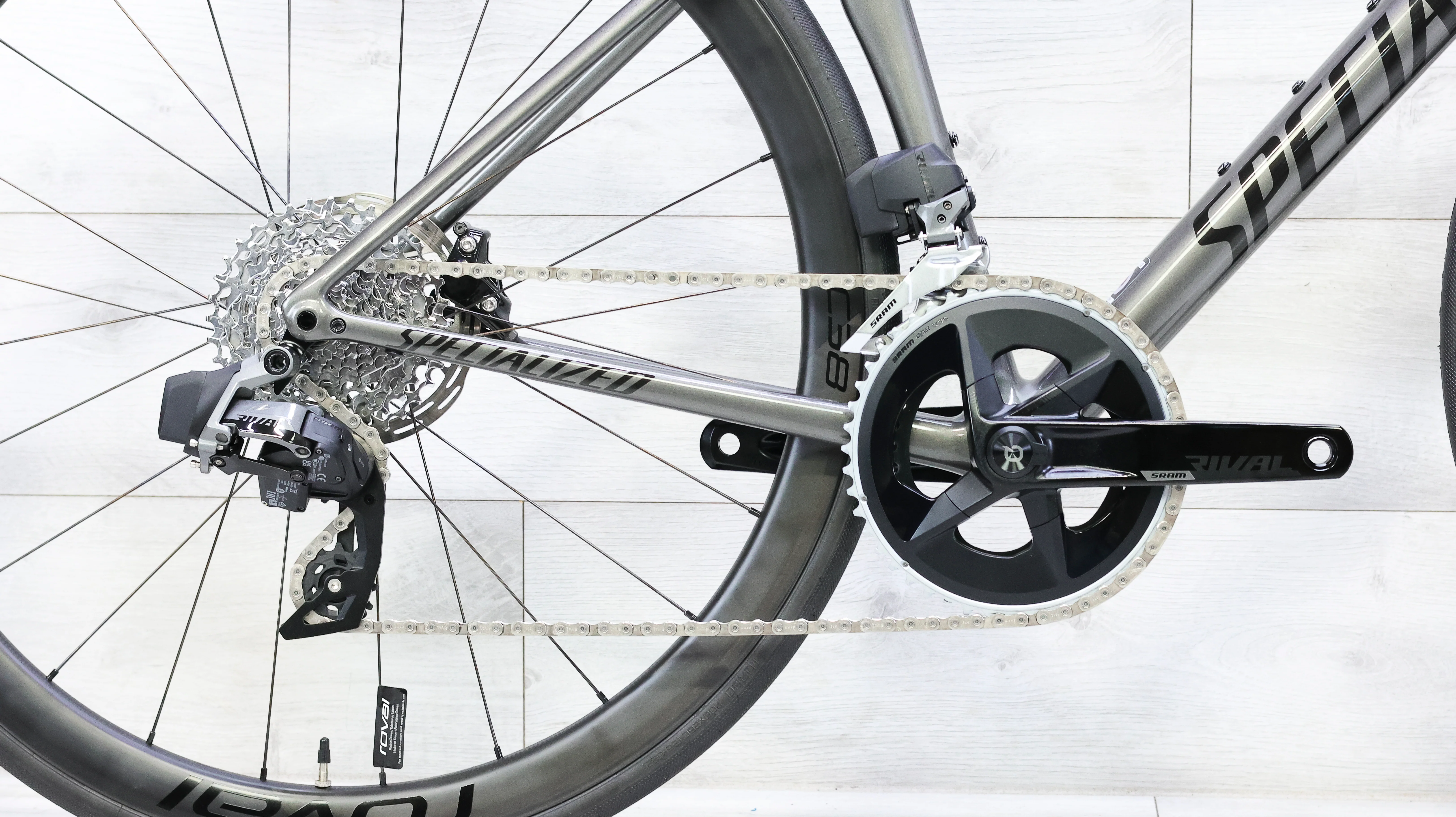 Specialized Tarmac SL8 Expert SRAM Rival AXS Road Bike - 2024, 56cm - Image 5