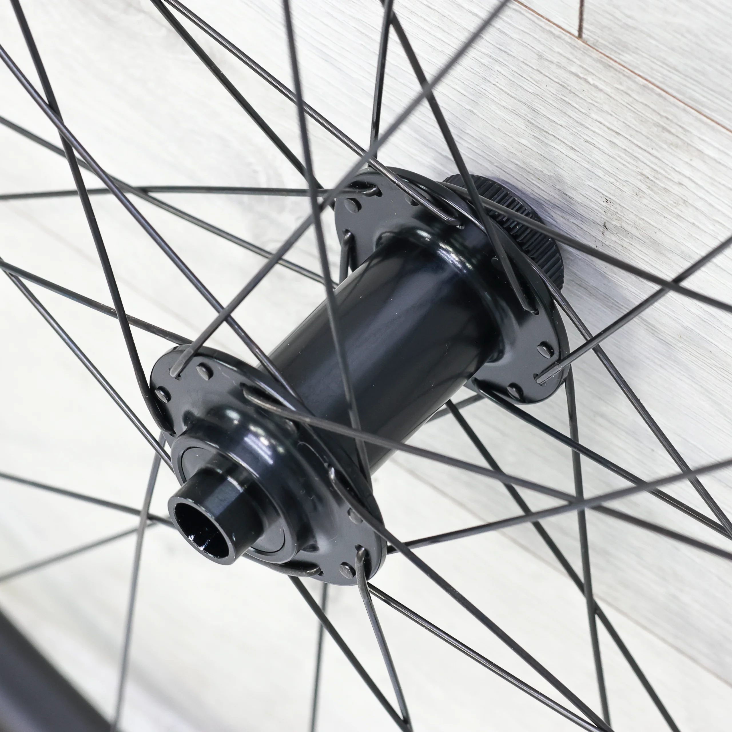 Stans Crest CB7 Carbon 29 Mountain And Gravel SRAM XDR - Front Wheel - Image 5
